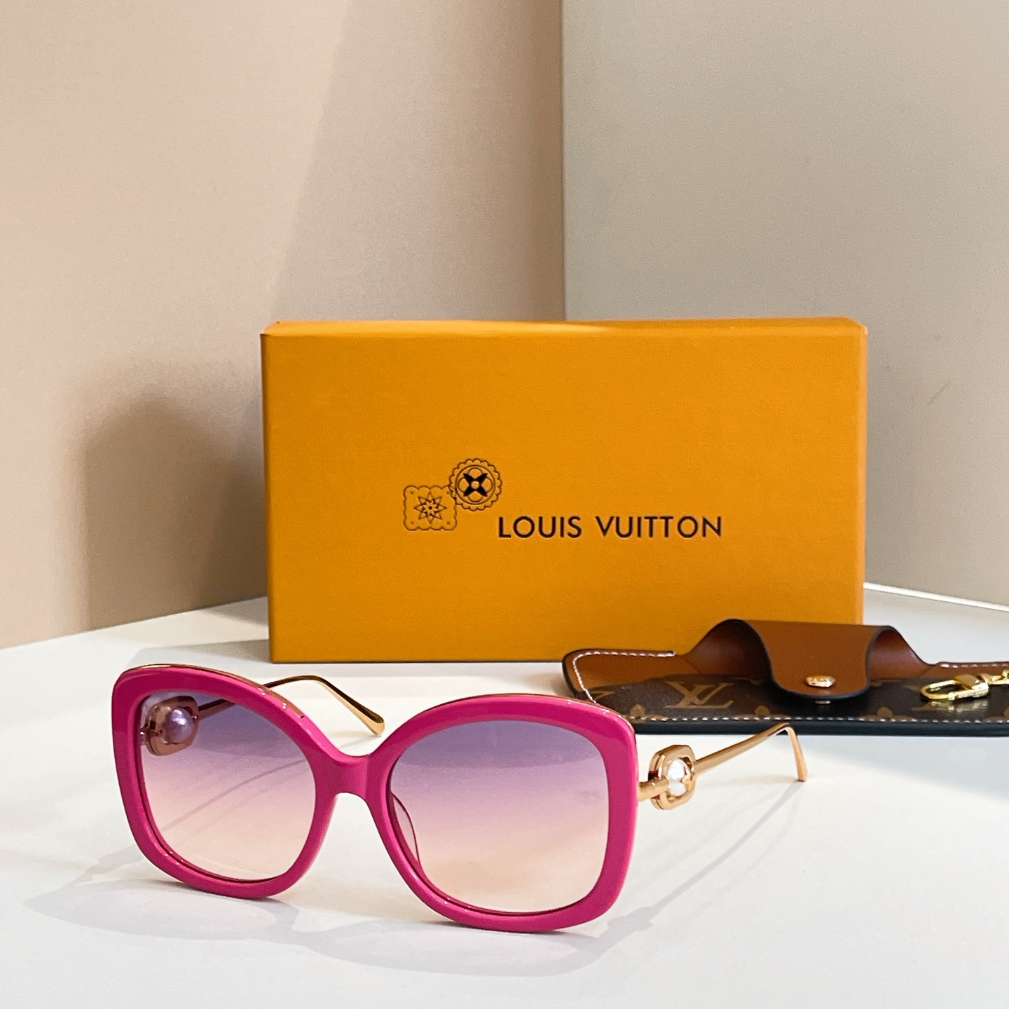 LOUIS VUITTO*🌟🌟🌟MODEL：Z1932E🌟🌟🌟SIZE：58口18-145🌟🌟🌟