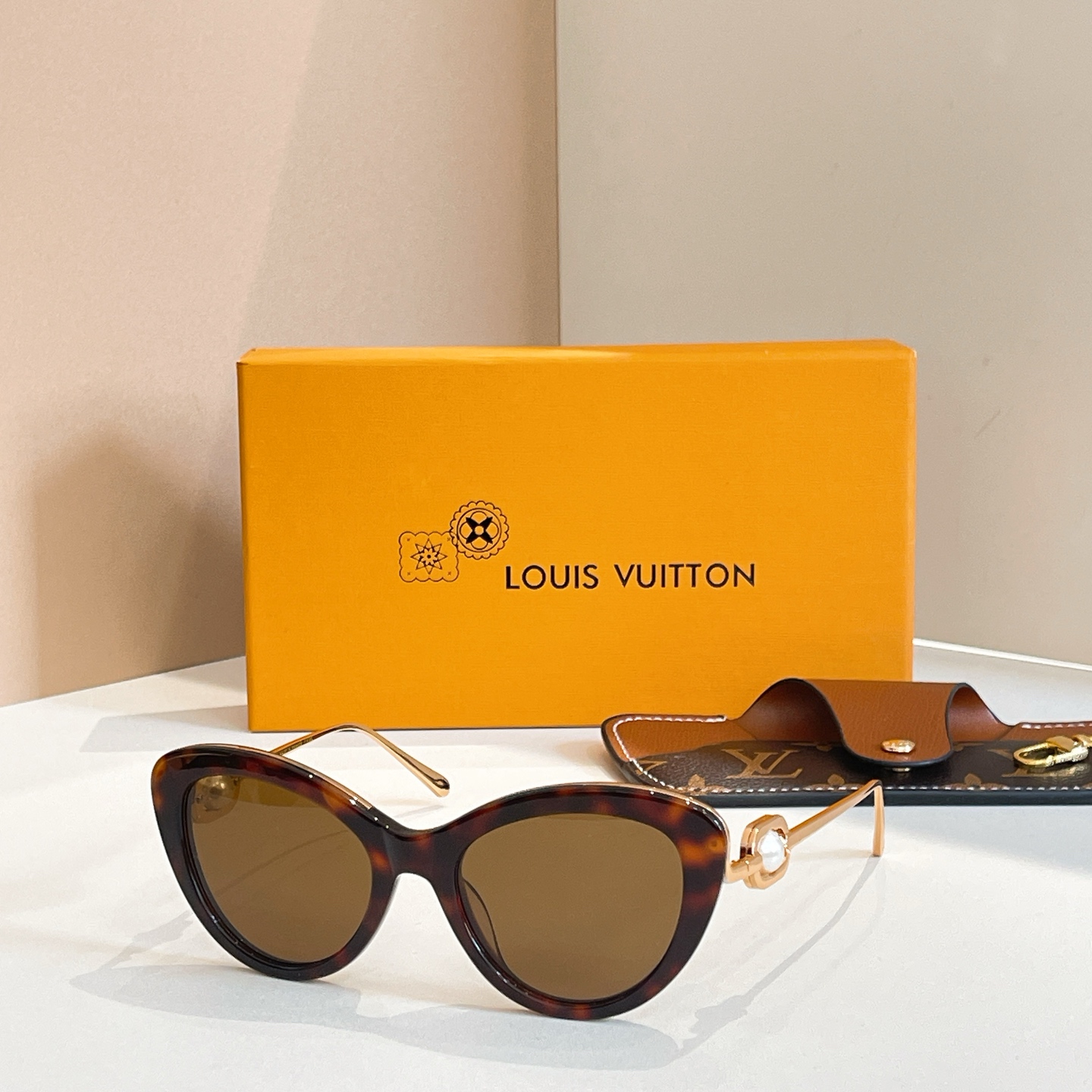 LOUIS VUITTO*🌟🌟🌟MODEL：Z1931E🌟🌟🌟SIZE：54口20-145🌟🌟🌟