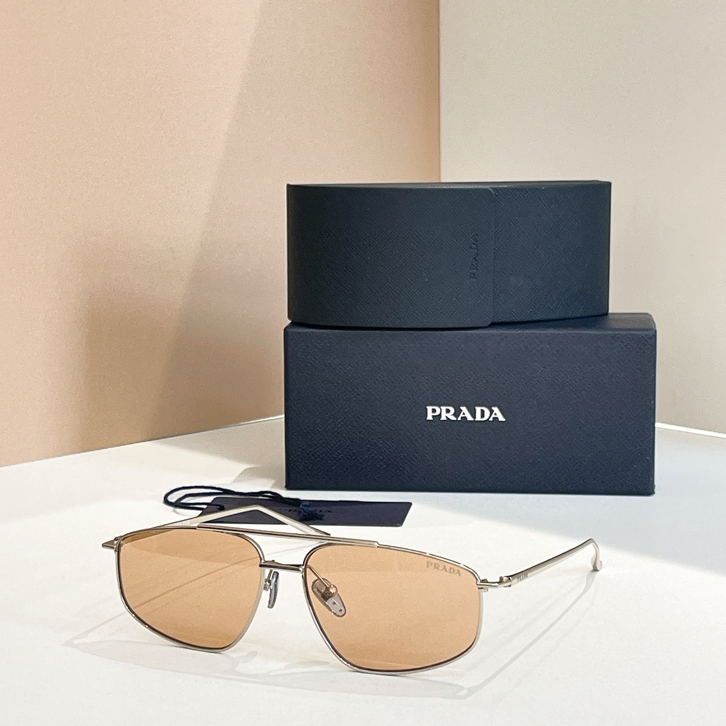 PRADA✨✨✨MODEL：PR C51S✨✨✨SIZE：58口16-145✨✨✨