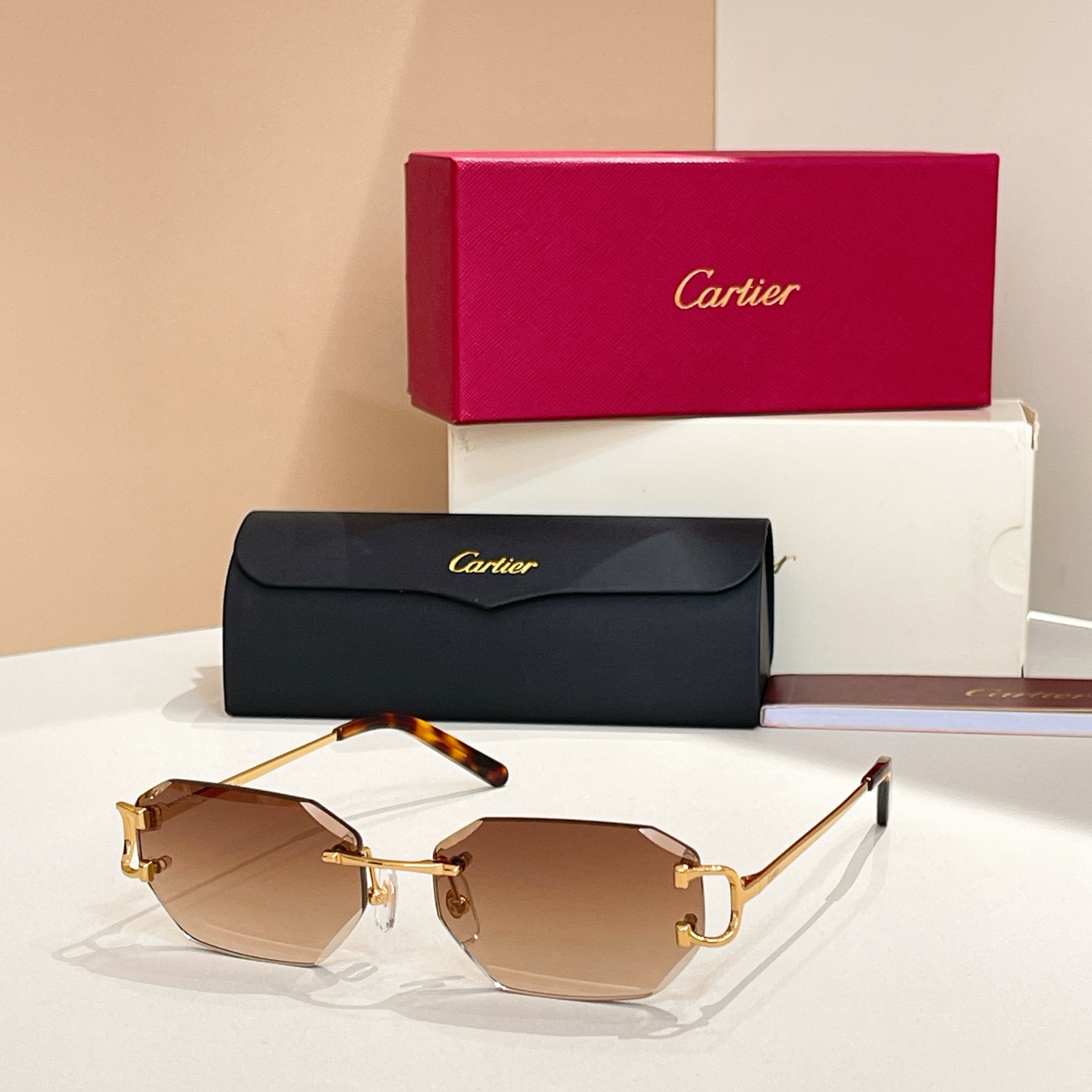 Cartie*✨✨✨MODEL：CT0102O✨✨✨SIZE：55口18-135✨太阳镜，变色片
