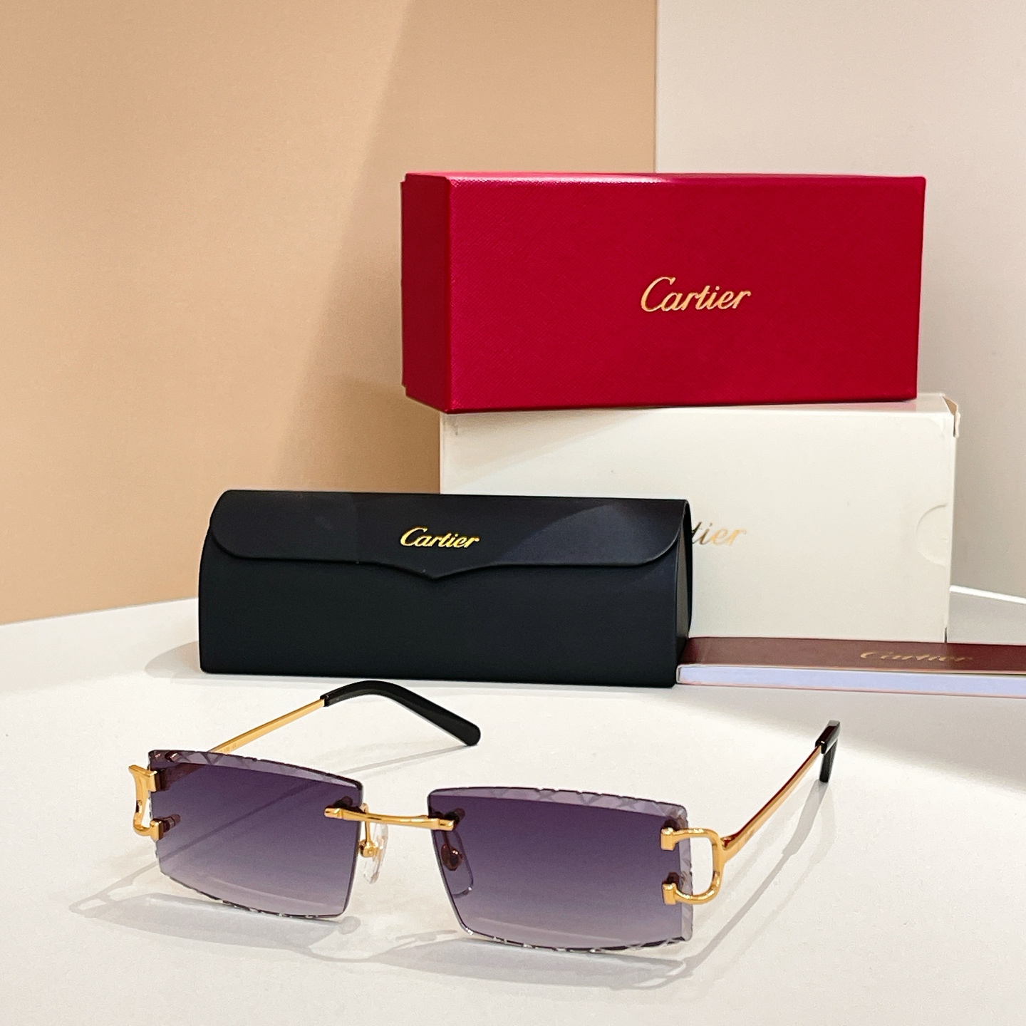 Cartie*✨✨✨MODEL：CT0103O✨✨✨SIZE：56口18-135✨太阳镜，变色片
