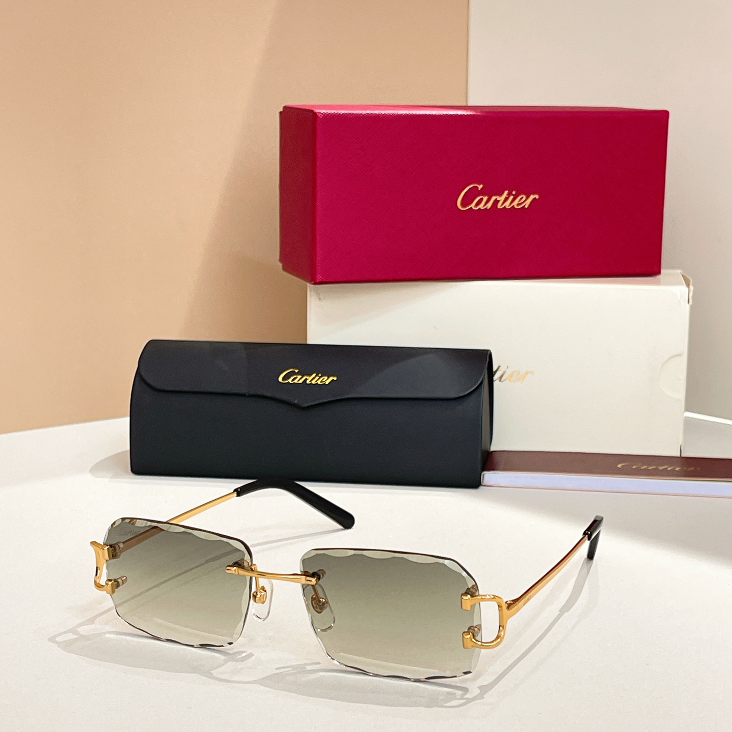 Cartie*✨✨✨MODEL：CT0104O✨✨✨SIZE：55口18-135✨太阳镜，变色片