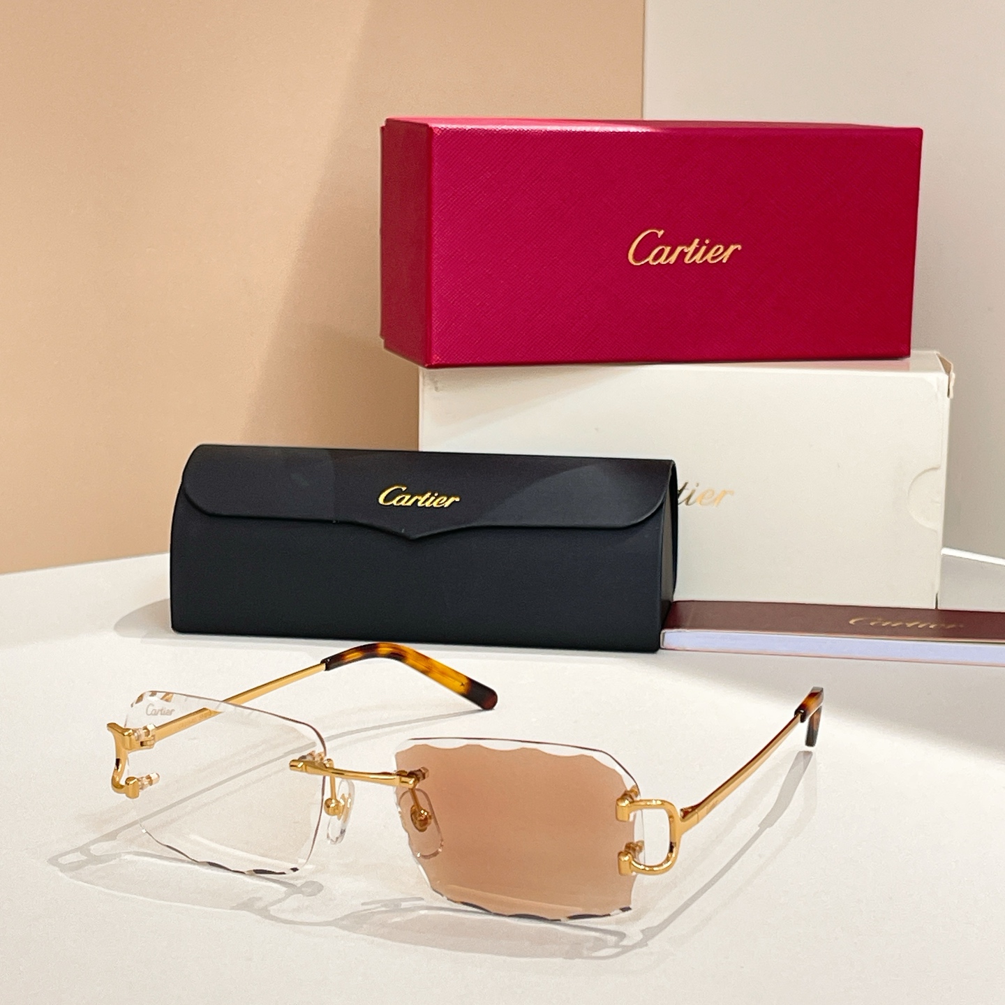 Cartie*✨✨✨MODEL：CT0104O✨✨✨SIZE：55口18-135✨太阳镜，变色片