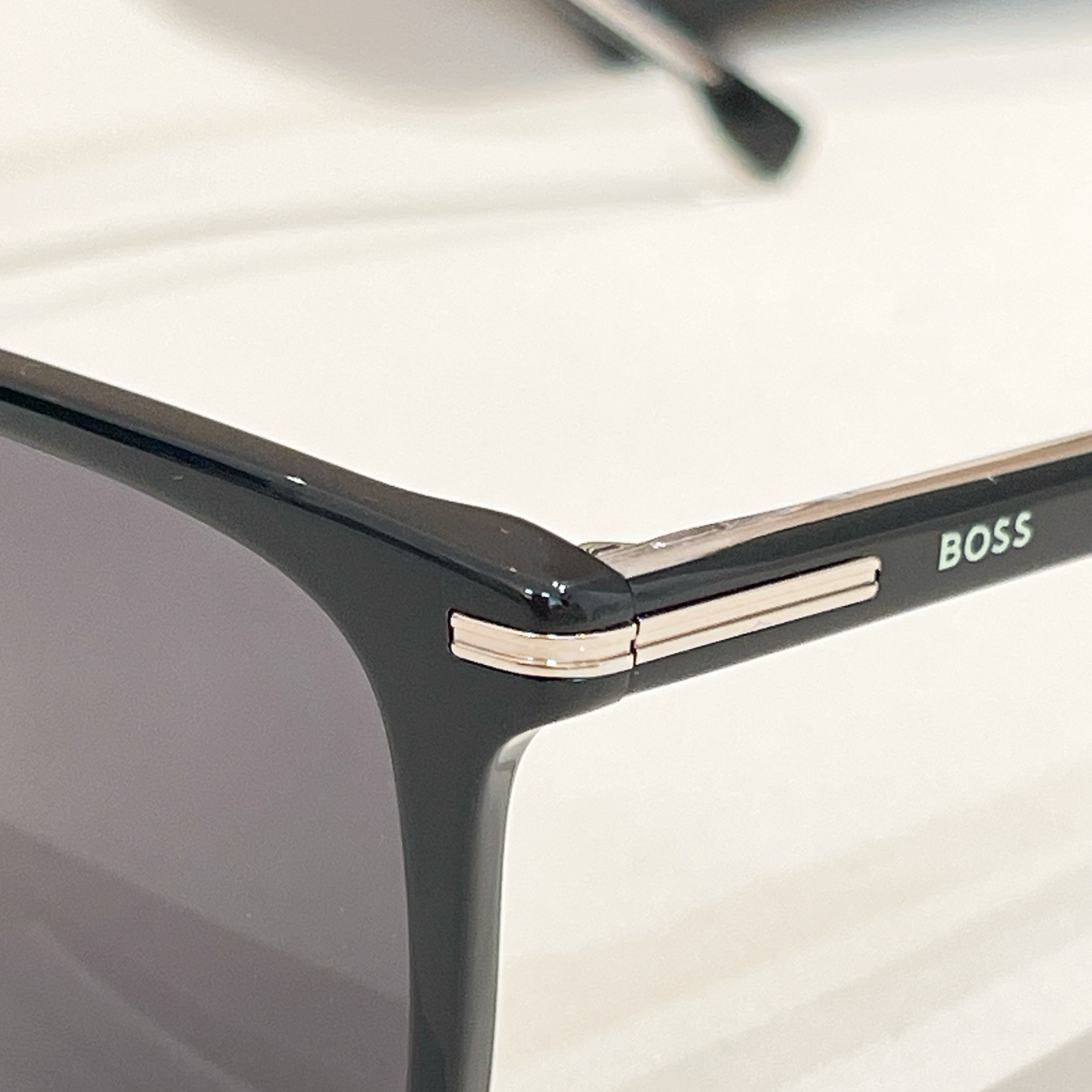 BOSS 1749 Rectangular Black Sunglasses | 145mm Frame - Stylish and Protective 7 i1755948646887 9609 0 5