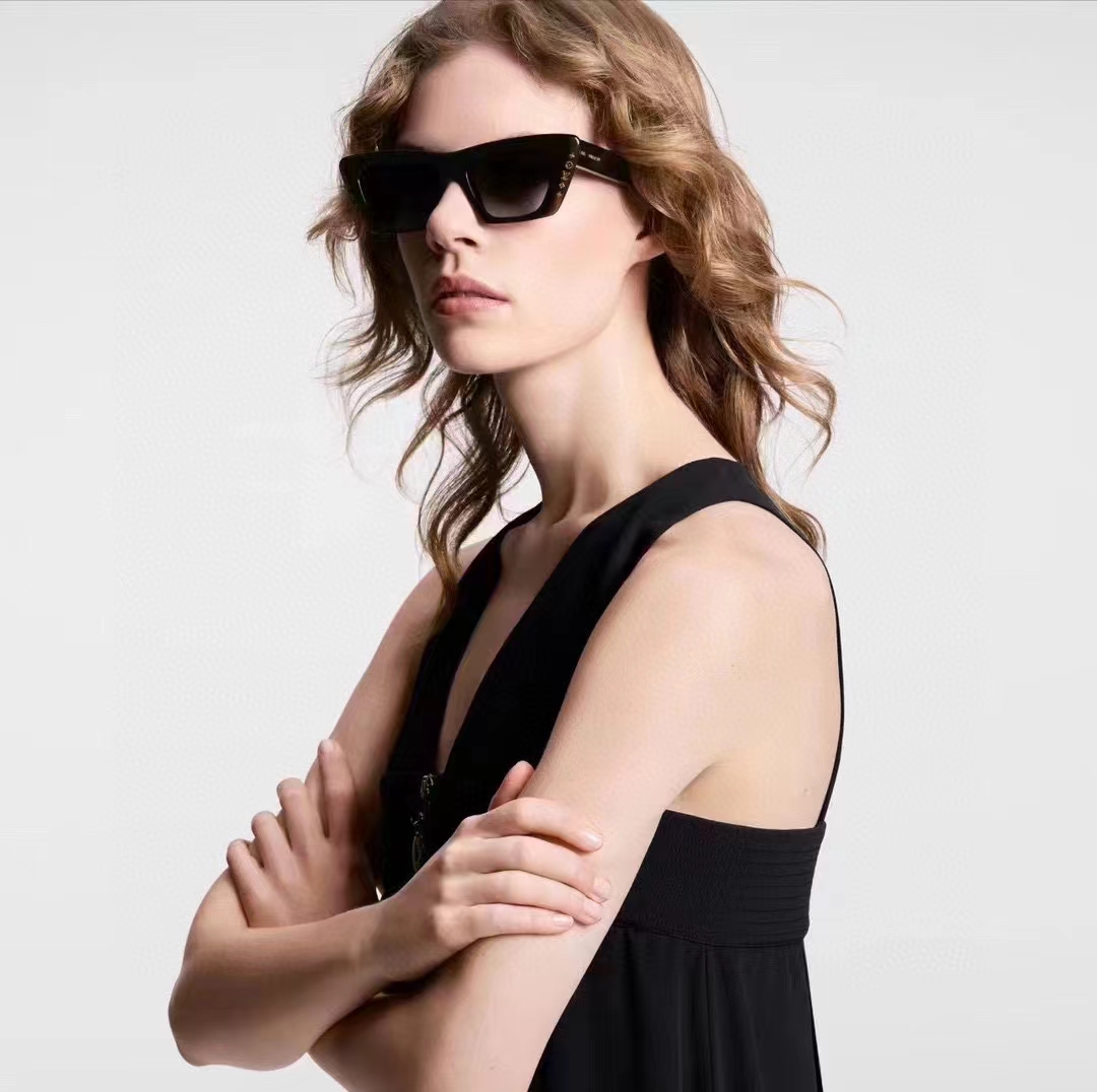 LOUIS VUITTO*🌟🌟🌟MODEL：Z2424W🌟🌟🌟SIZE：53口17-148🌟🌟🌟