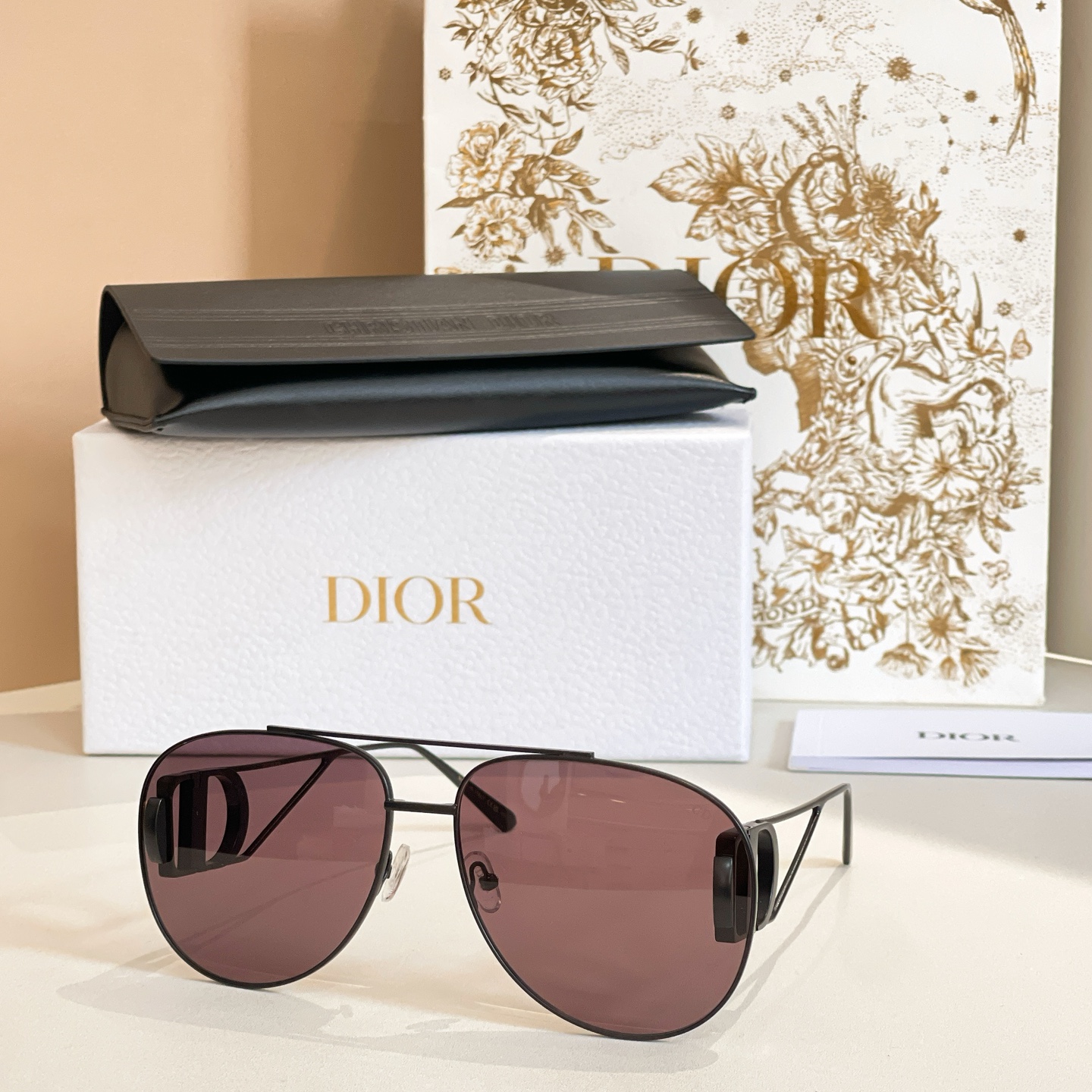 Dior DSGTA44UCR Aviator Sunglasses with Silver Frame and Gradient Lenses 15 i1756010955080 3582 0 1