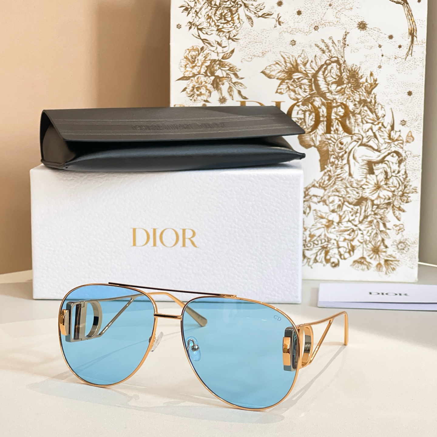 Dior DSGTA44UCR Aviator Sunglasses with Silver Frame and Gradient Lenses 20 i1756010955090 7691 0 6