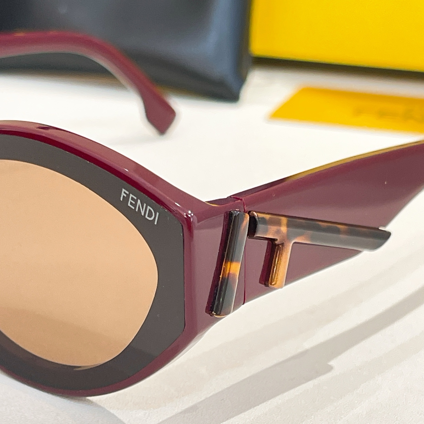 Fendi FE0A056V Black Oval Sunglasses - 63mm Lens, Stylish and Protective 8 i1756032604255 8884 0 6