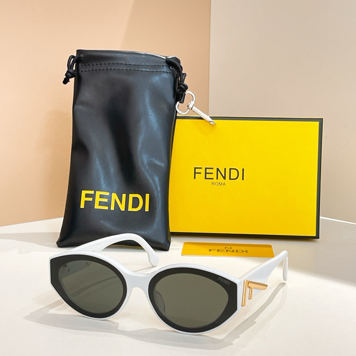 Fendi FE0A056V Black Oval Sunglasses - 63mm Lens, Stylish and Protective 7 i1756032612907 7835 0 5