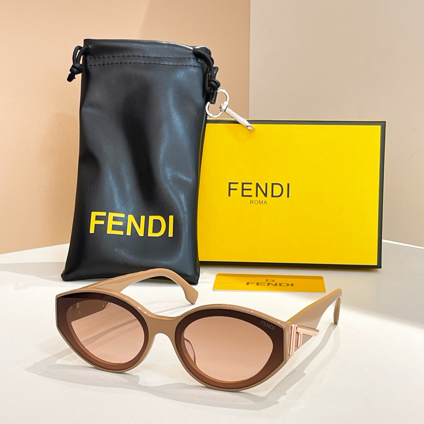 Fendi FE0A056V Black Oval Sunglasses - 63mm Lens, Stylish and Protective 3 i1756032612915 5508 0 1
