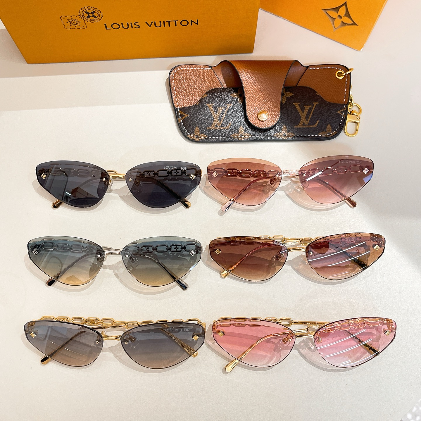 Louis Vuitton Z3015U Cat Eye Sunglasses, Blue Gradient Lens, Silver Frame 9 i1756032887016 3929 0 7