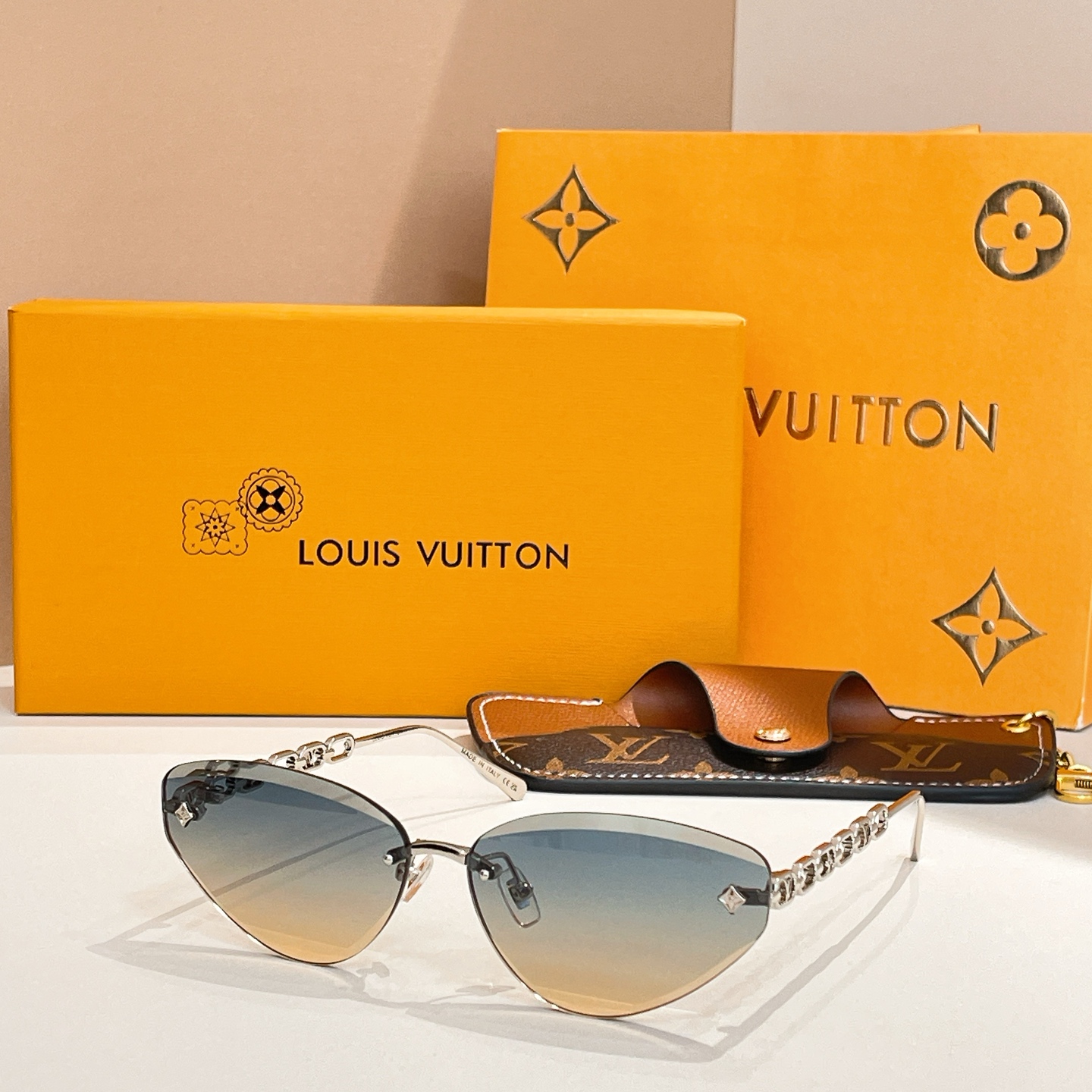 Louis Vuitton Z3015U Cat Eye Sunglasses, Blue Gradient Lens, Silver Frame 2 i1756032888398 3039 0 0