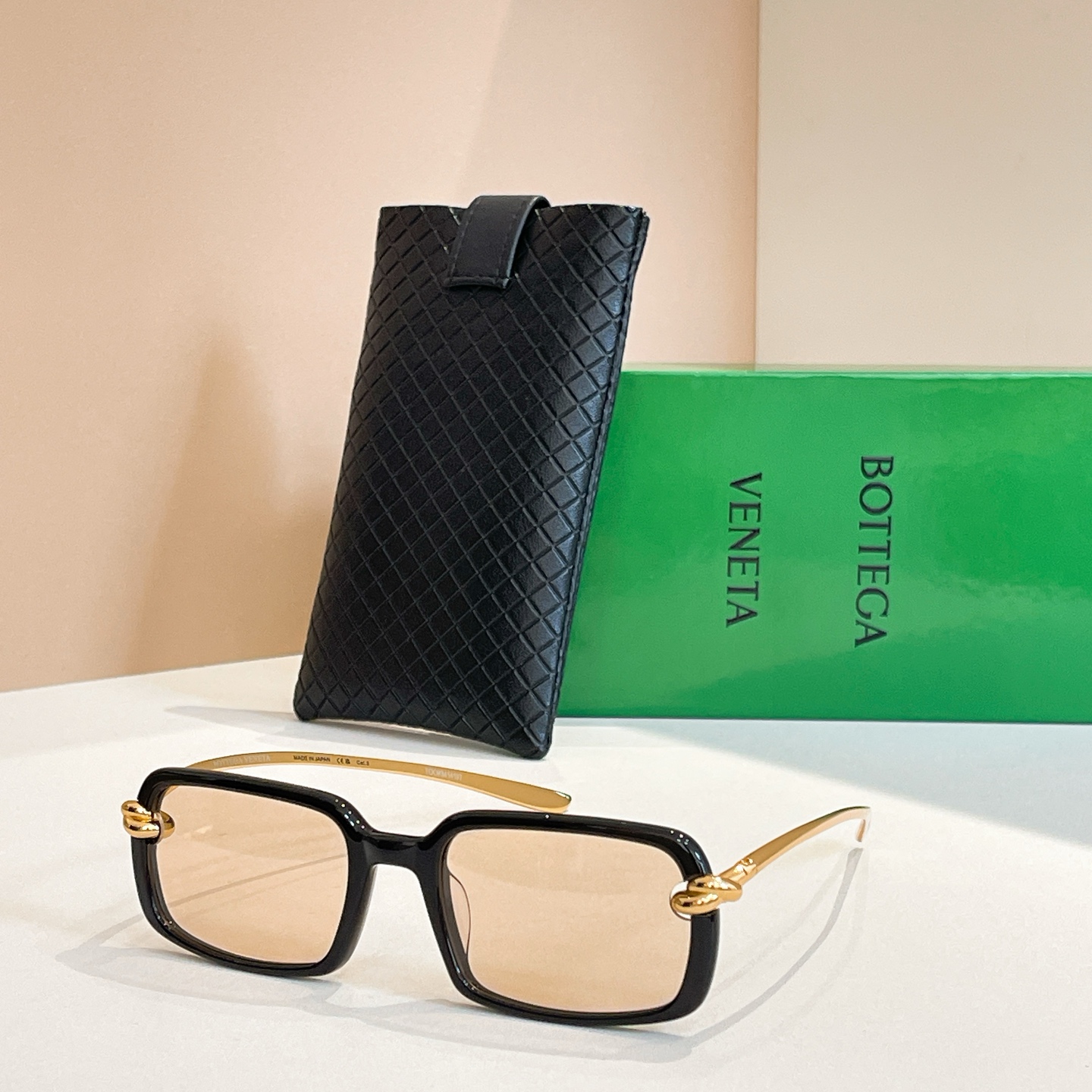 Bottega Veneta BV1419S Green Frame Sunglasses, Size 5320-145, Stylish Shades 4 i1756191816905 1259 0 2