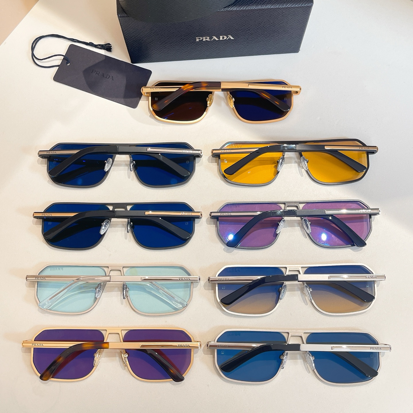 PRADA✨✨✨MODEL：PR A53S✨✨✨SIZE：59口17-145✨✨✨太阳镜，变色片