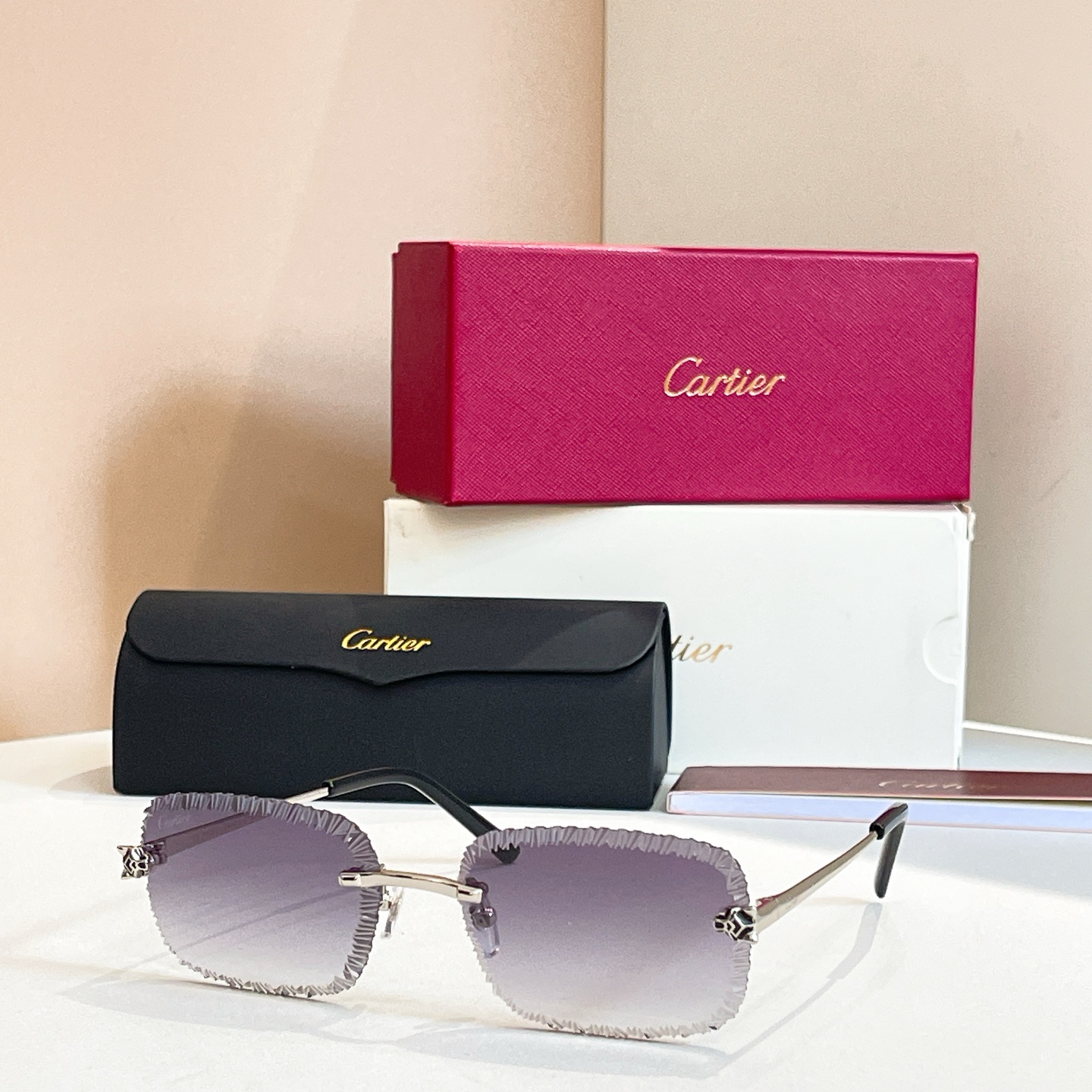 Cartie*✨✨✨MODEL：CT0831S ✨✨✨SIZE: 143✨✨✨太阳镜～，变色镜片～