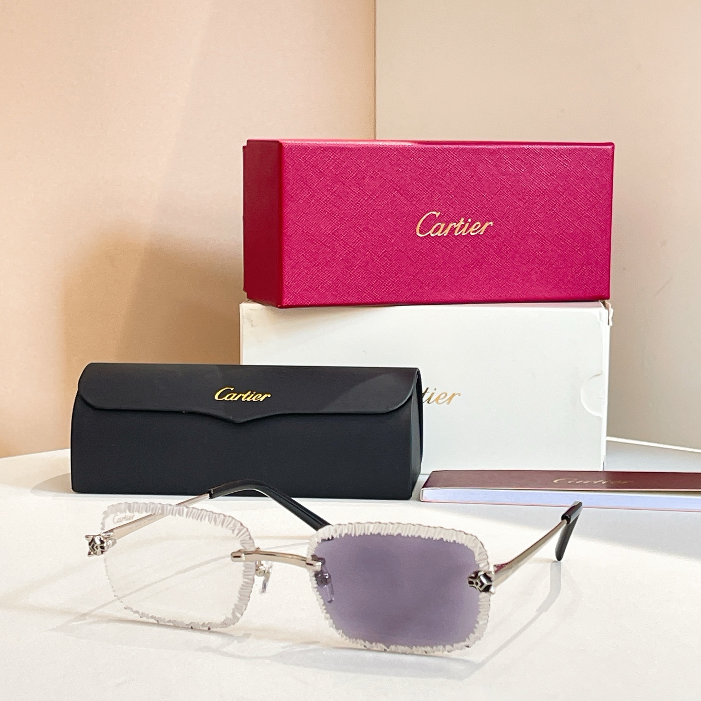 Cartie*✨✨✨MODEL：CT0831S ✨✨✨SIZE: 143✨✨✨太阳镜～，变色镜片～