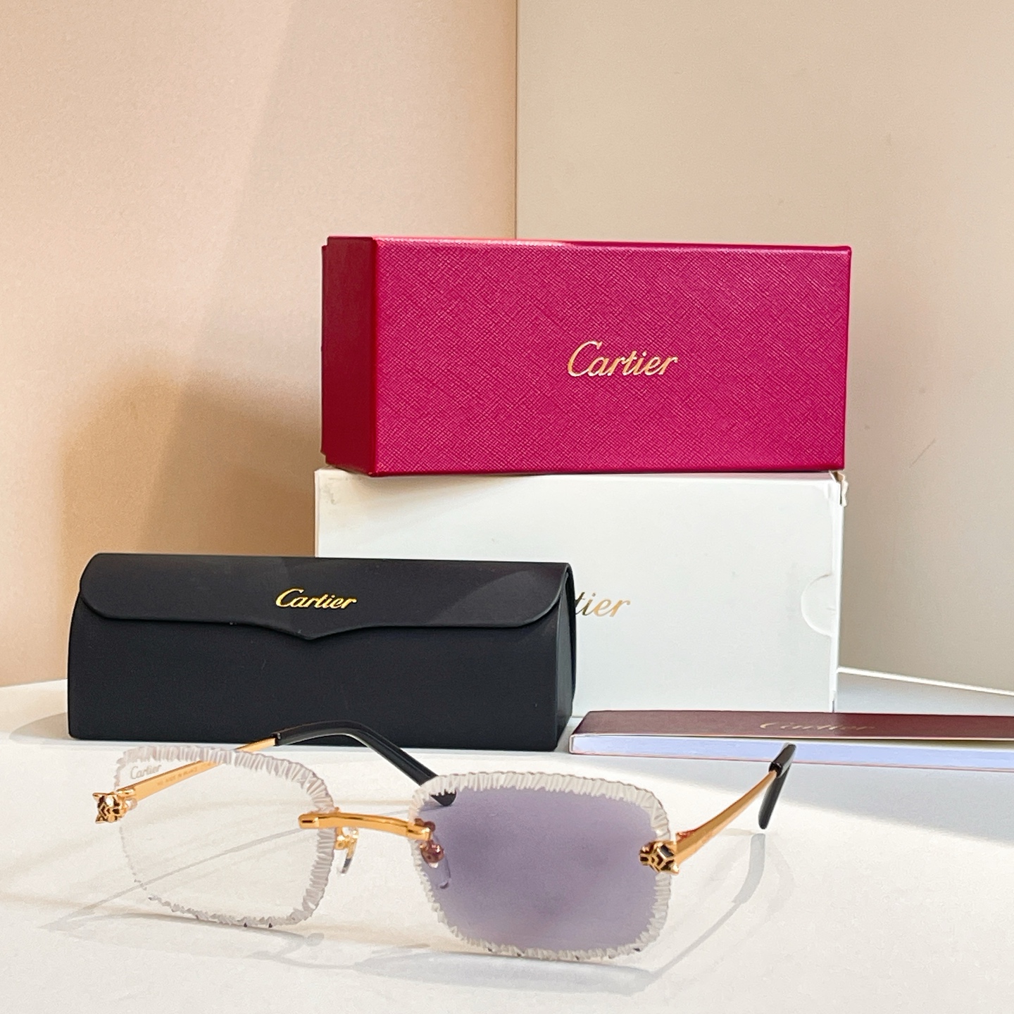 Cartie*✨✨✨MODEL：CT0831S ✨✨✨SIZE: 143✨✨✨太阳镜～，变色镜片～