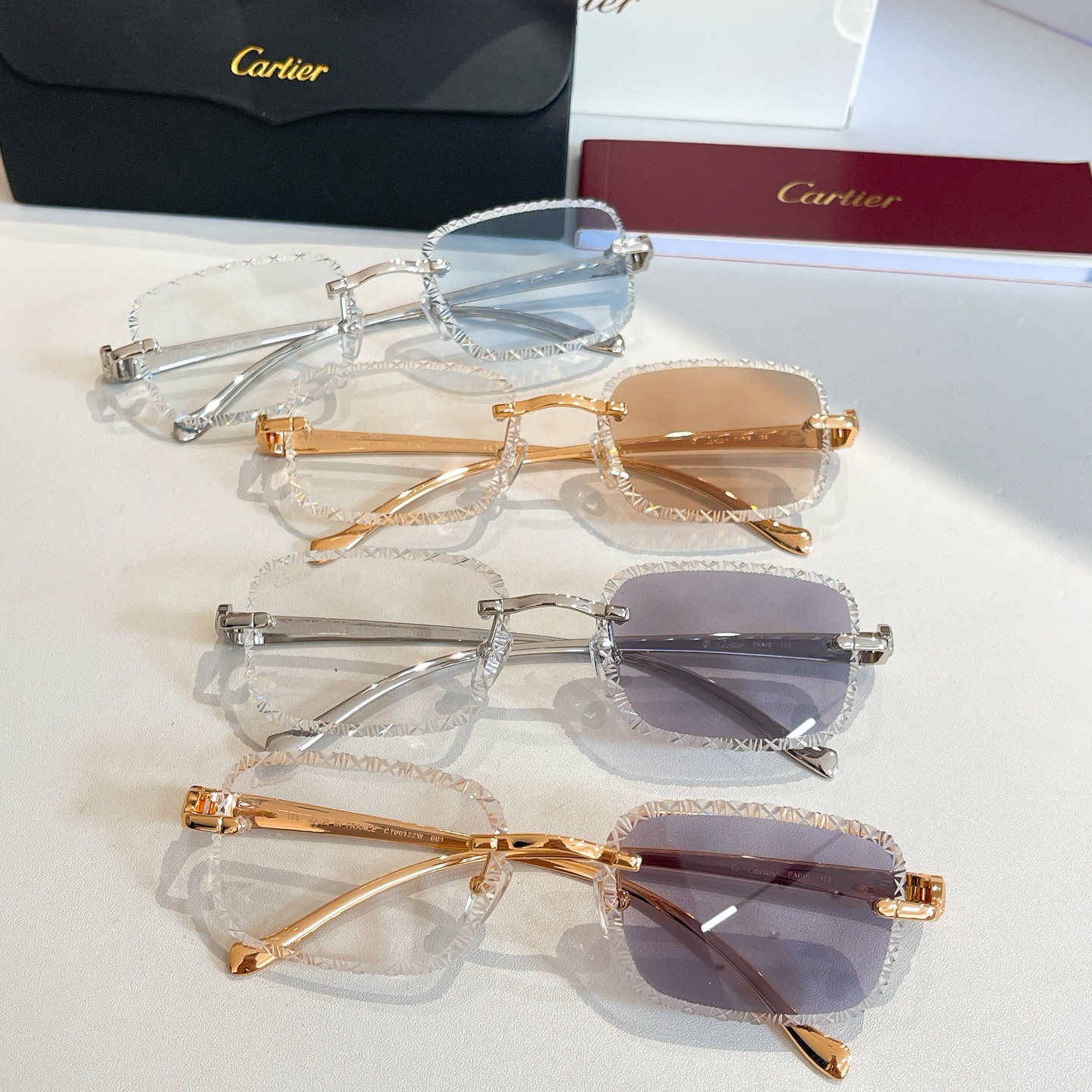 Cartie*✨✨✨MODEL：CT08226J/06122W ✨✨✨SIZE: 135✨✨✨变色镜片～