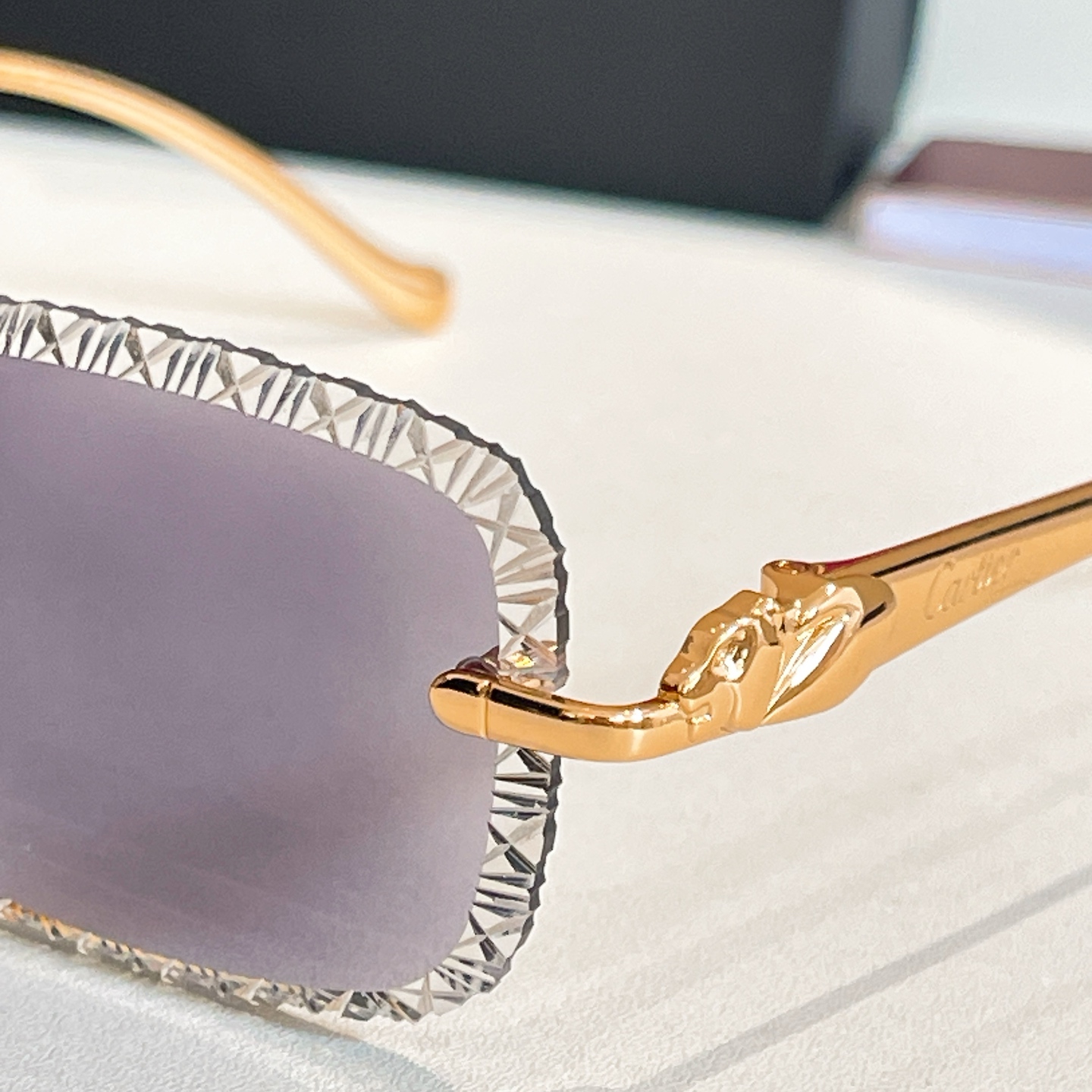 Cartie*✨✨✨MODEL：CT08226J/06122W ✨✨✨SIZE: 135✨✨✨变色镜片～