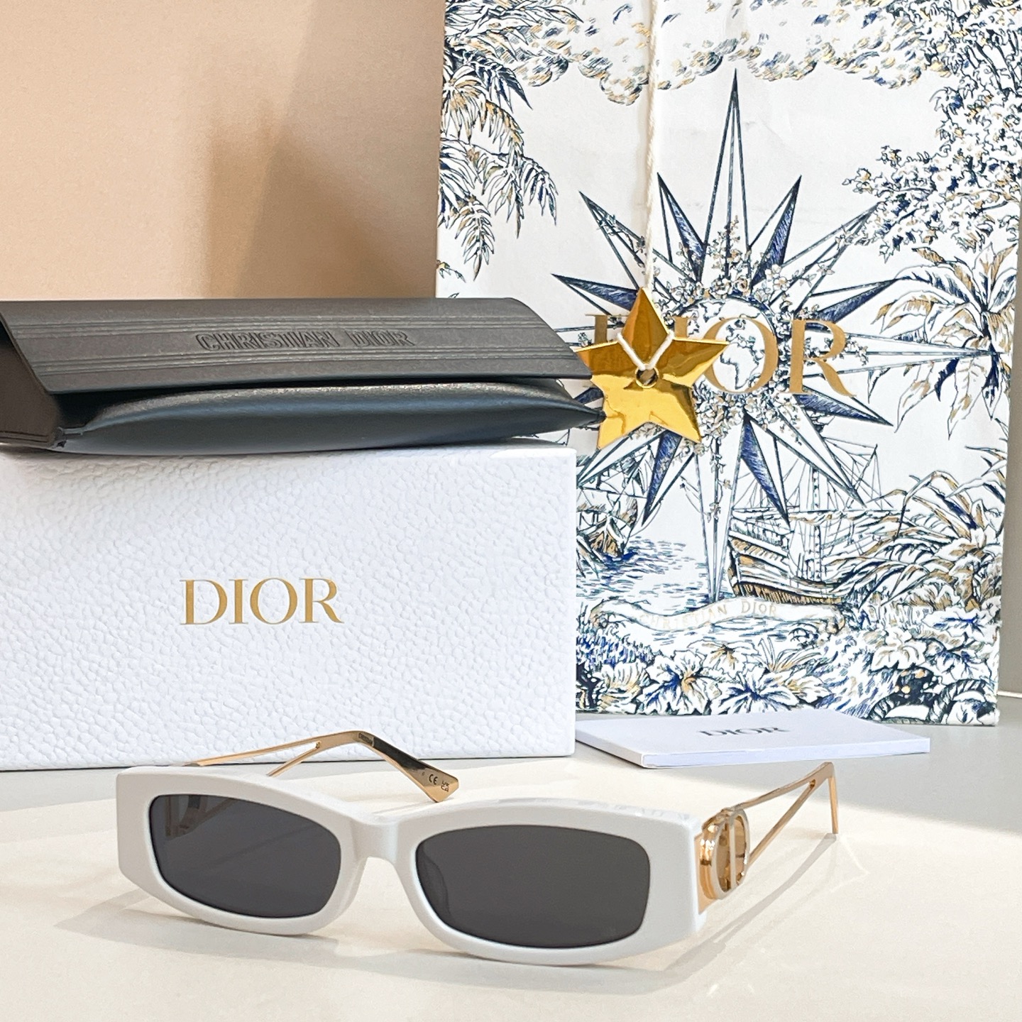 DIO*🌟🌟🌟MODEL：30Montaigne B14F 🌟🌟🌟SIZE：54口17-135🌟🌟🌟