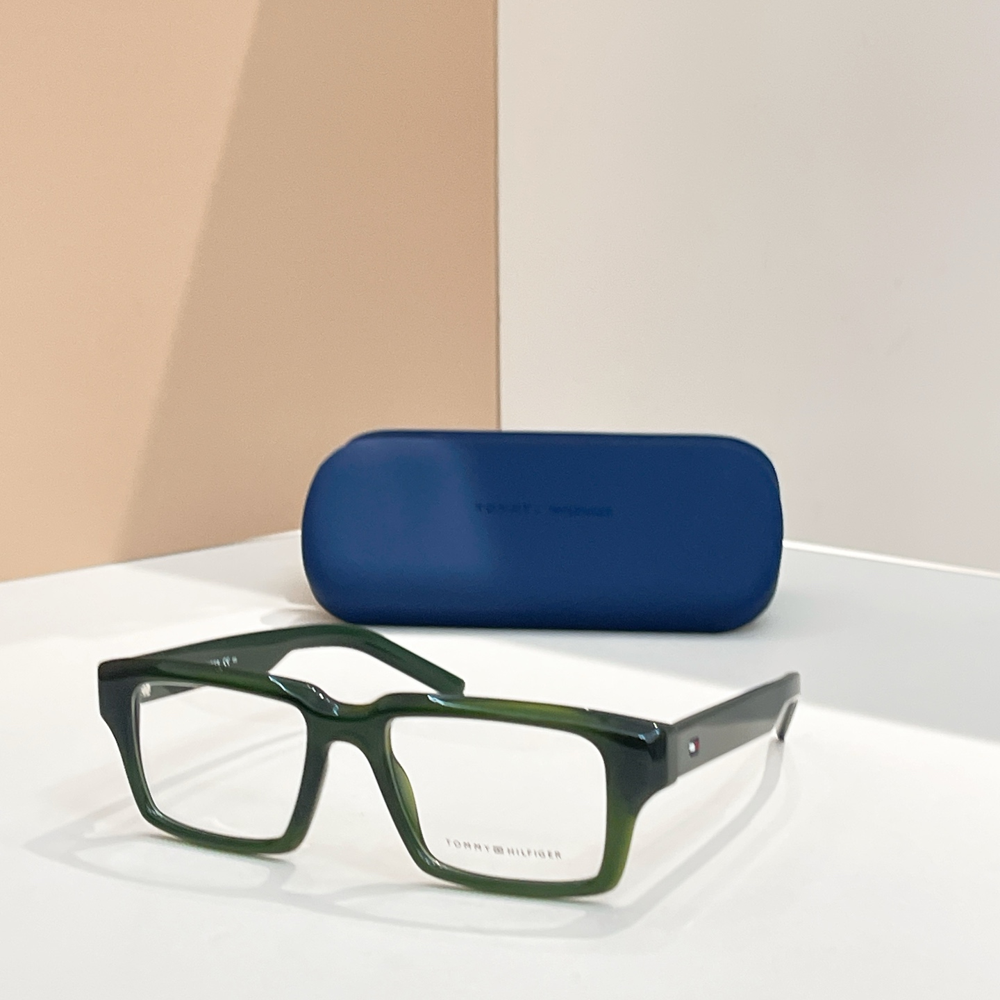 TOMMY HILFIGE*✨✨✨MODEL：TH2128 ✨✨✨SIZE：48口23-145✨✨✨