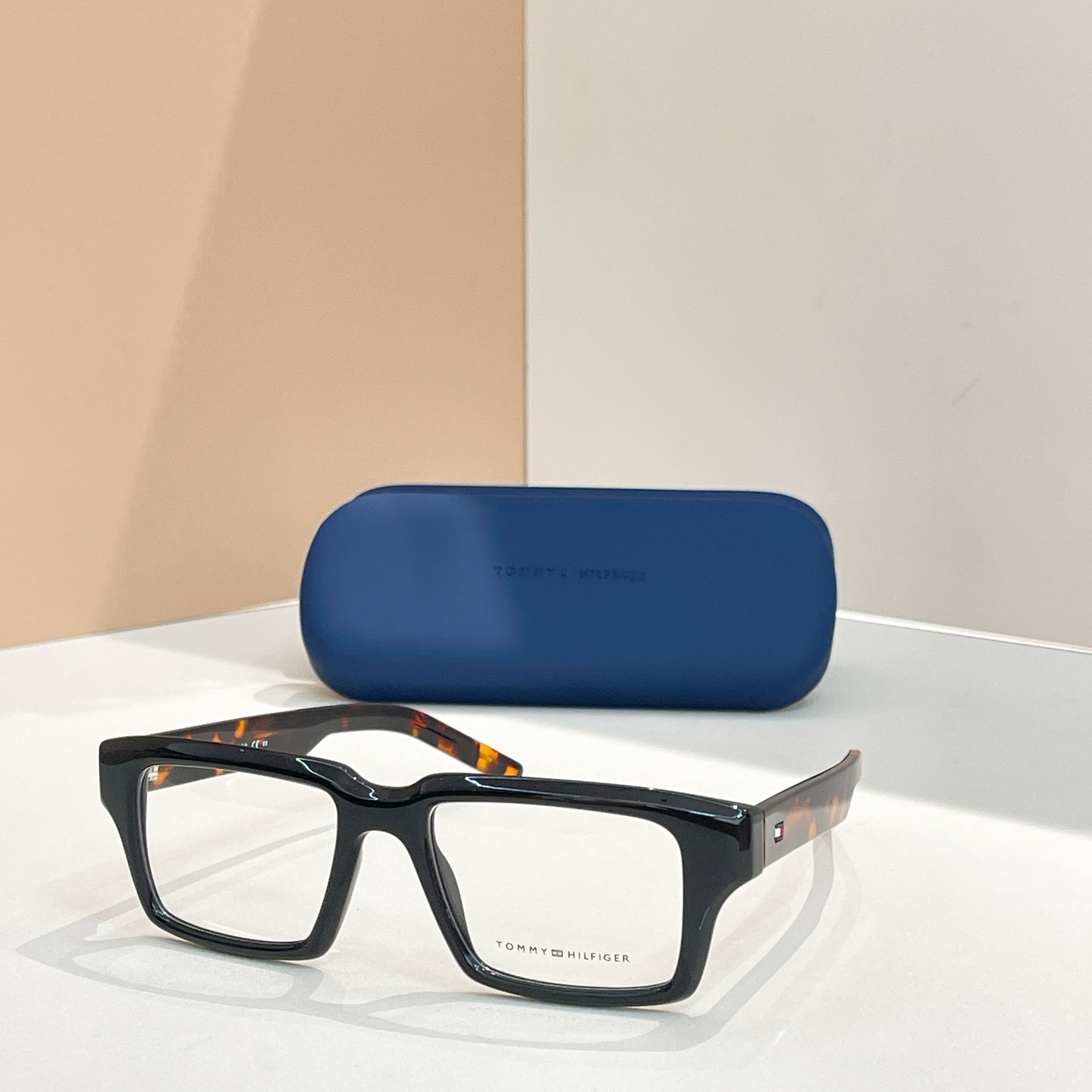 TOMMY HILFIGE*✨✨✨MODEL：TH2128 ✨✨✨SIZE：48口23-145✨✨✨