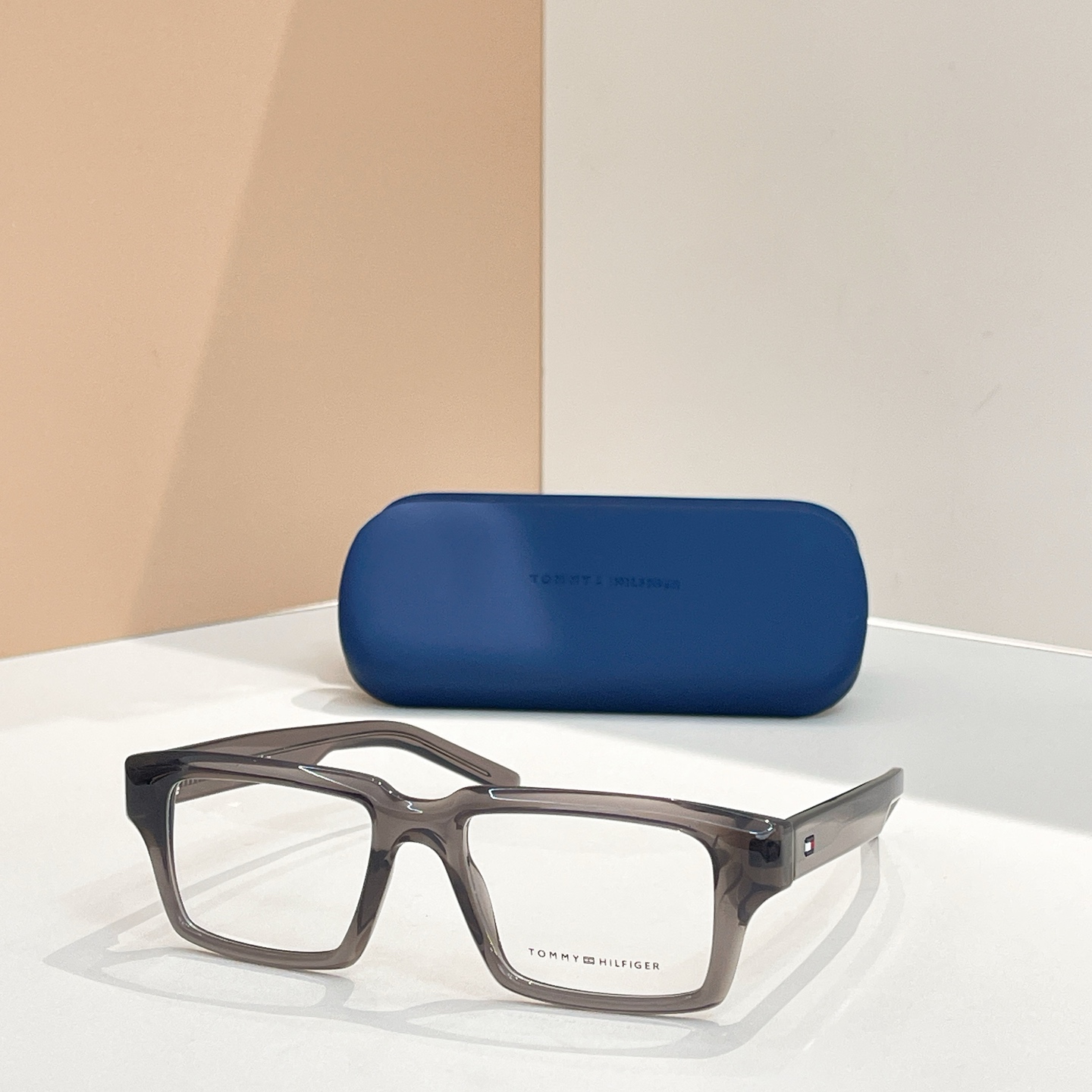 TOMMY HILFIGE*✨✨✨MODEL：TH2128 ✨✨✨SIZE：48口23-145✨✨✨