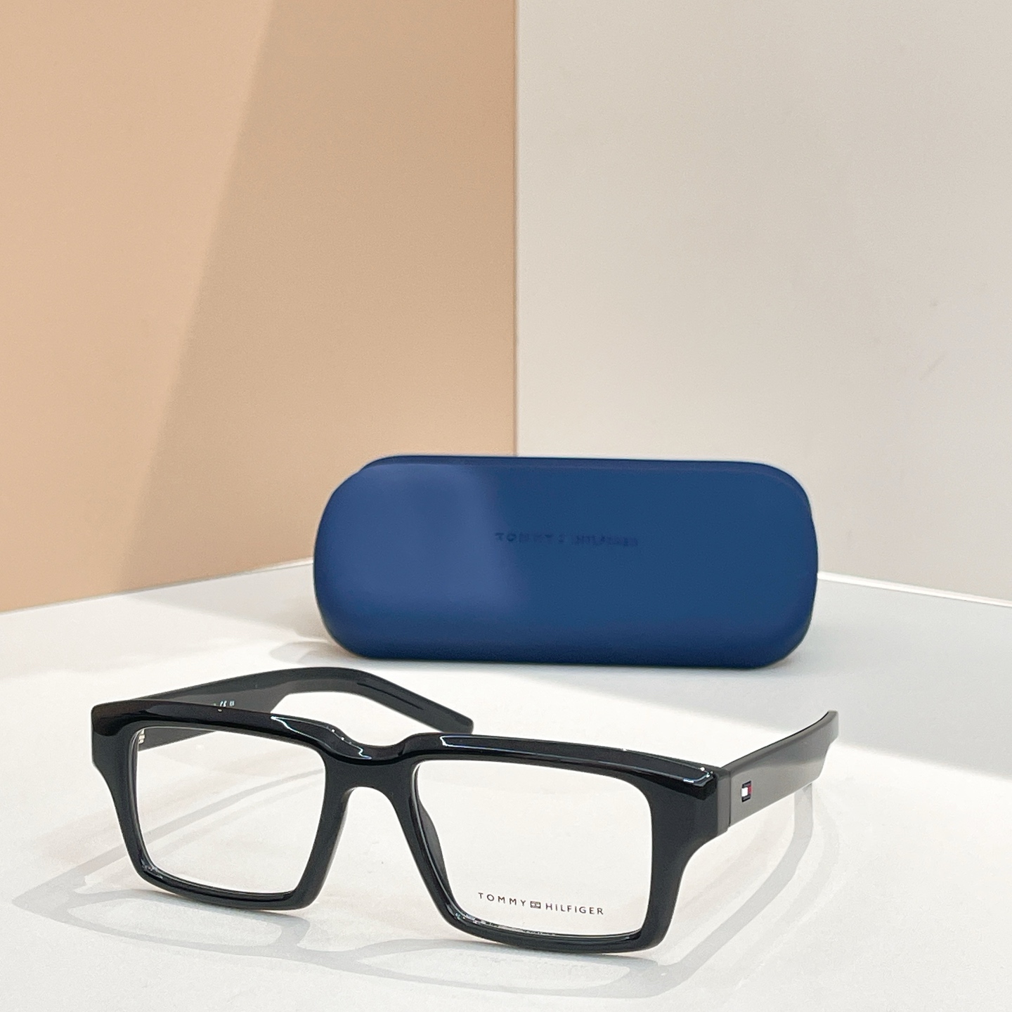 TOMMY HILFIGE*✨✨✨MODEL：TH2128 ✨✨✨SIZE：48口23-145✨✨✨