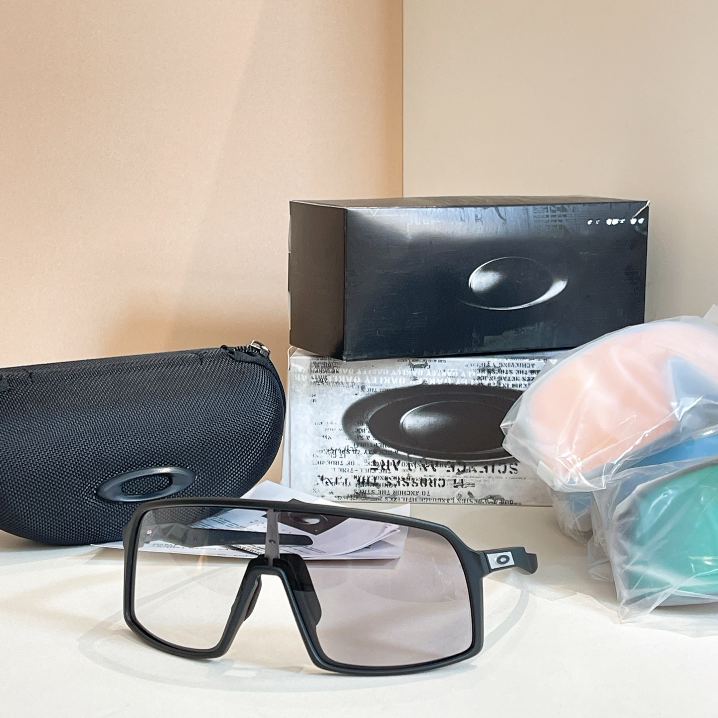 OAKLE*⚜️⚜️⚜️MODEL：OO9406A⚜️⚜️⚜️SIZE：140⚜️⚜️⚜️透明是变色片~