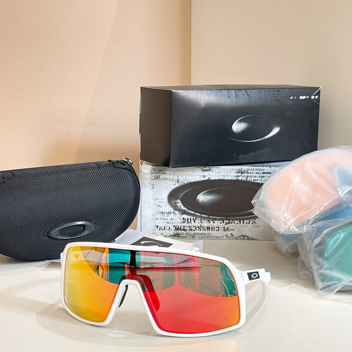 OAKLE*⚜️⚜️⚜️MODEL：OO9406A⚜️⚜️⚜️SIZE：140⚜️⚜️⚜️透明是变色片~