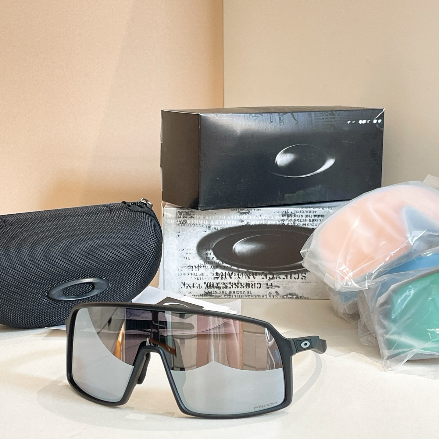 OAKLE*⚜️⚜️⚜️MODEL：OO9406A⚜️⚜️⚜️SIZE：140⚜️⚜️⚜️透明是变色片~