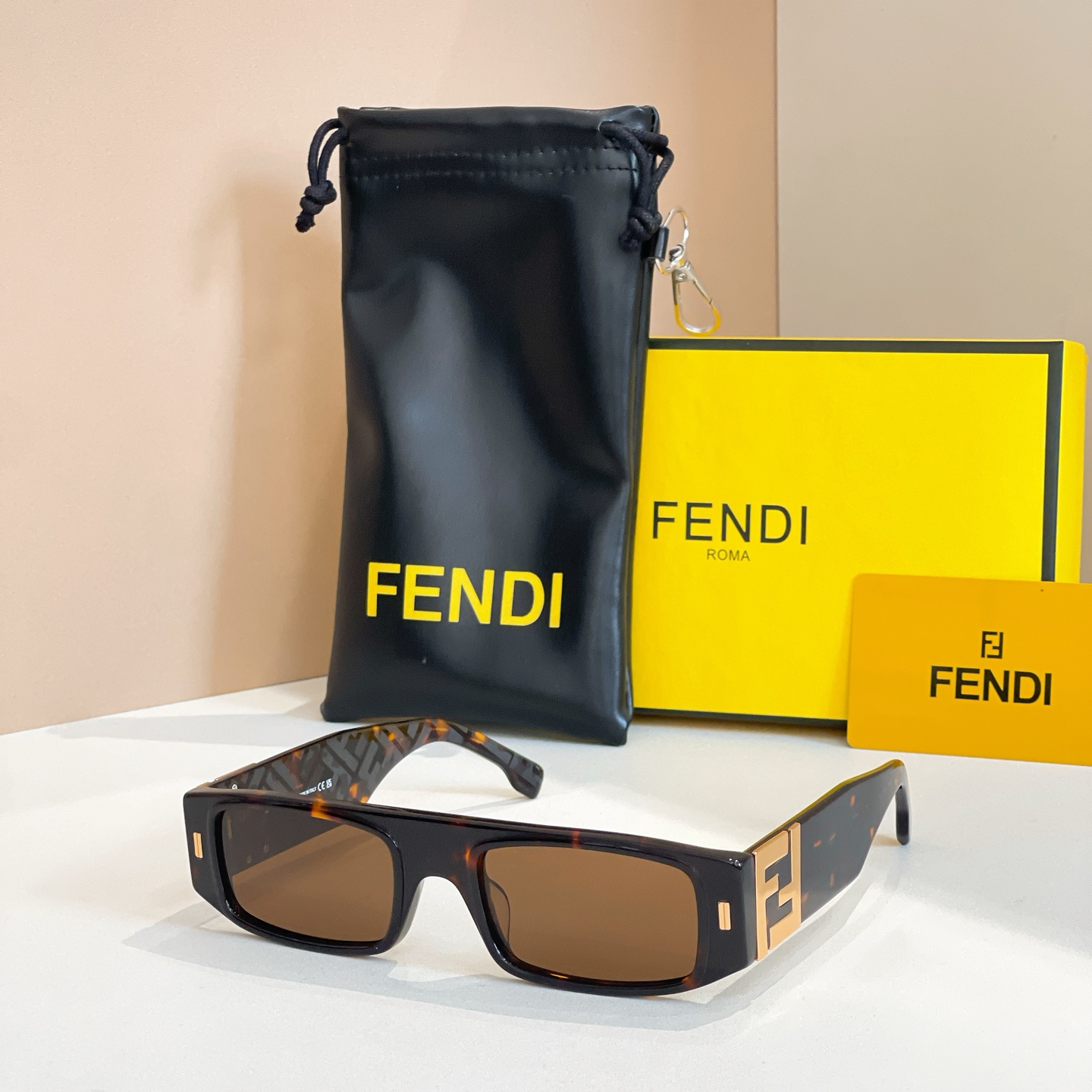 FEND*✨✨✨MODEL:FE40587✨✨✨SIZE:54口23-145✨✨✨
