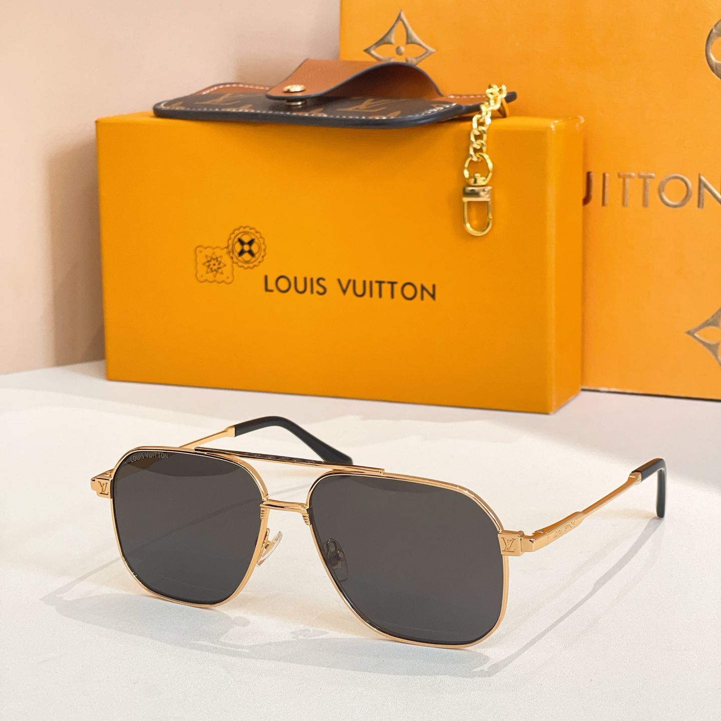 LOUIS VUITTO*🌟🌟🌟MODEL：Z2726U 🌟🌟🌟SIZE：59口17-145🌟🌟🌟