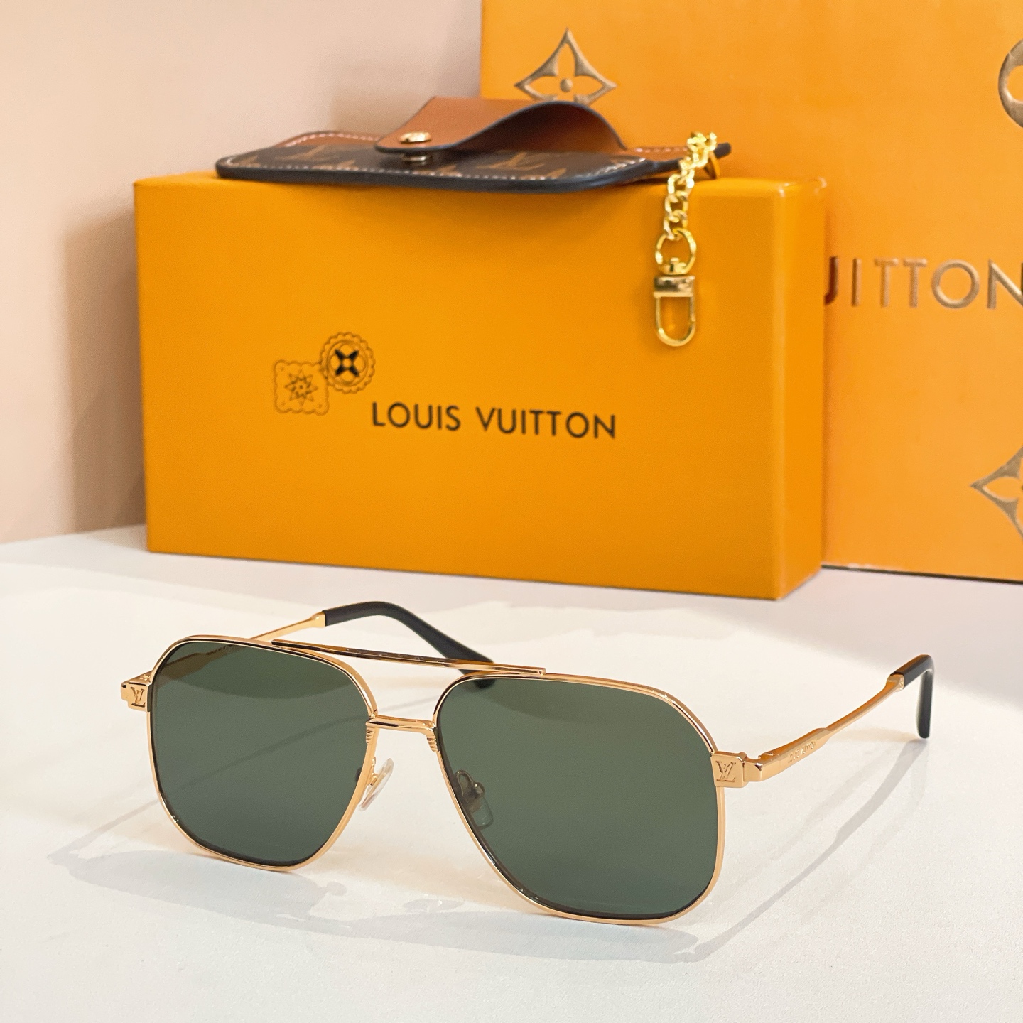 LOUIS VUITTO*🌟🌟🌟MODEL：Z2726U 🌟🌟🌟SIZE：59口17-145🌟🌟🌟