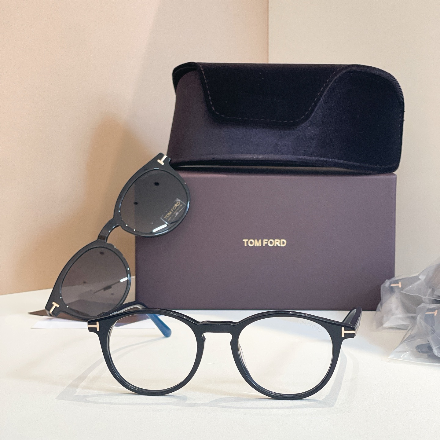 TOM FOR*💫💫💫MODEL：TF5823-H-B💫💫💫SIZE：50口20-145💫💫💫配送挂片~