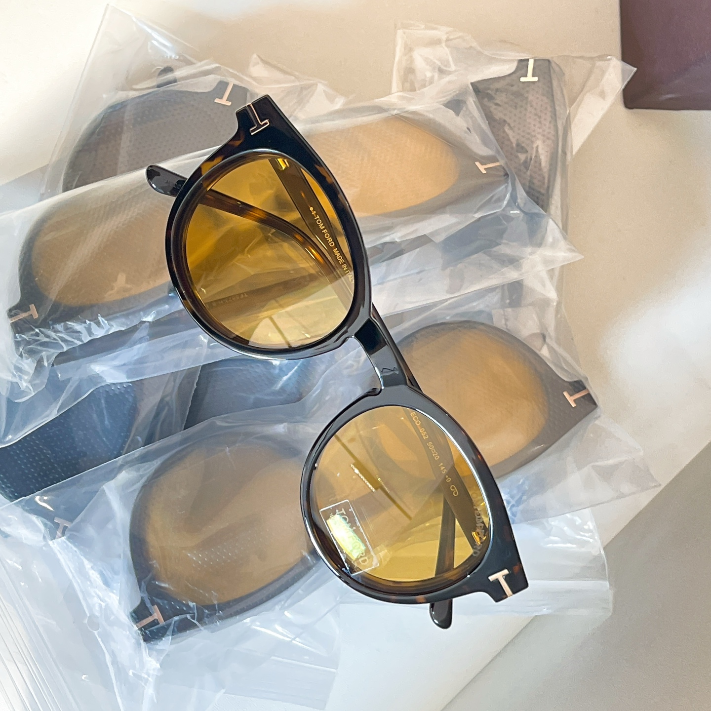 TOM FOR*💫💫💫MODEL：TF5823-H-B💫💫💫SIZE：50口20-145💫💫💫配送挂片~