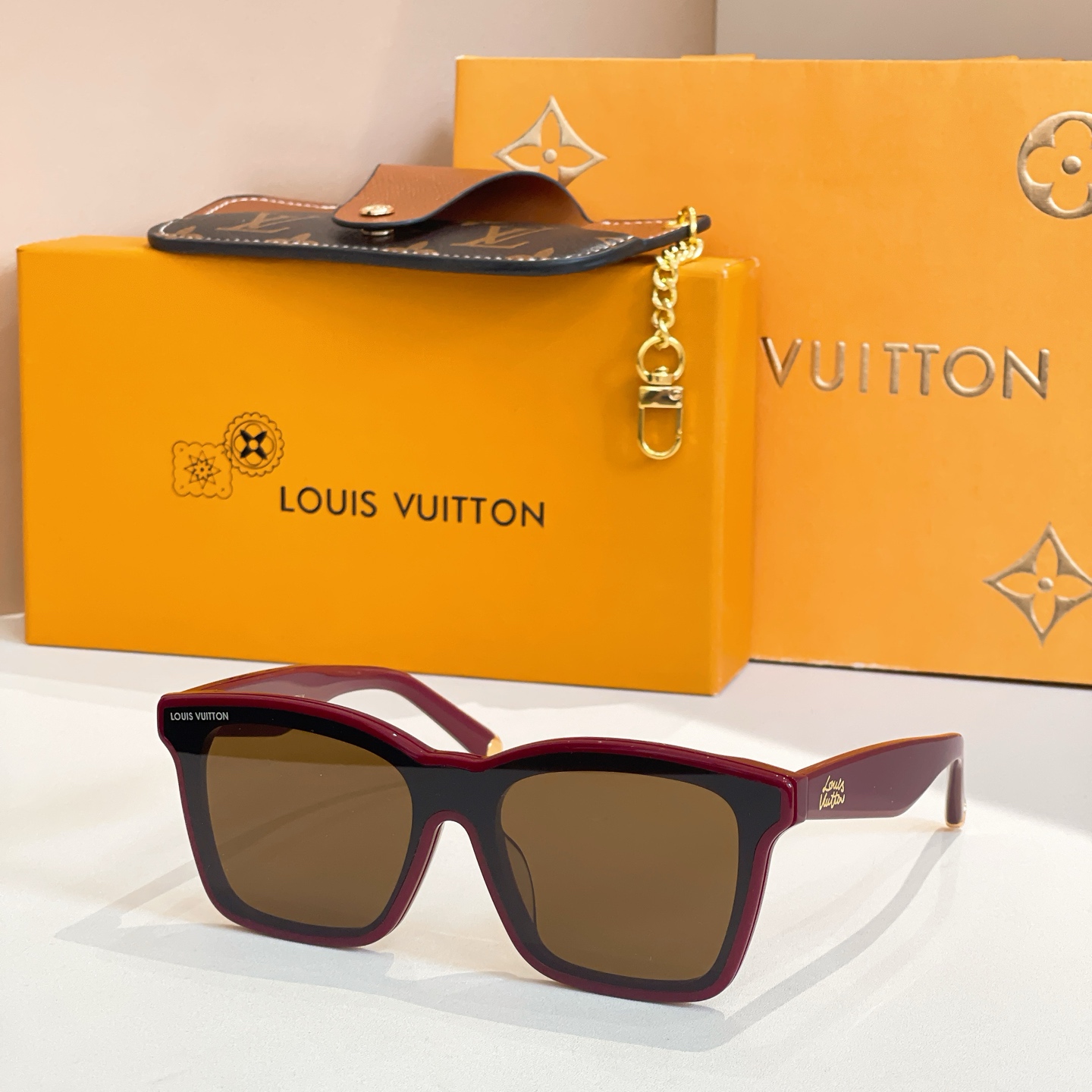 Louis Vuitton LOUIS VUITTO*太阳眼镜
