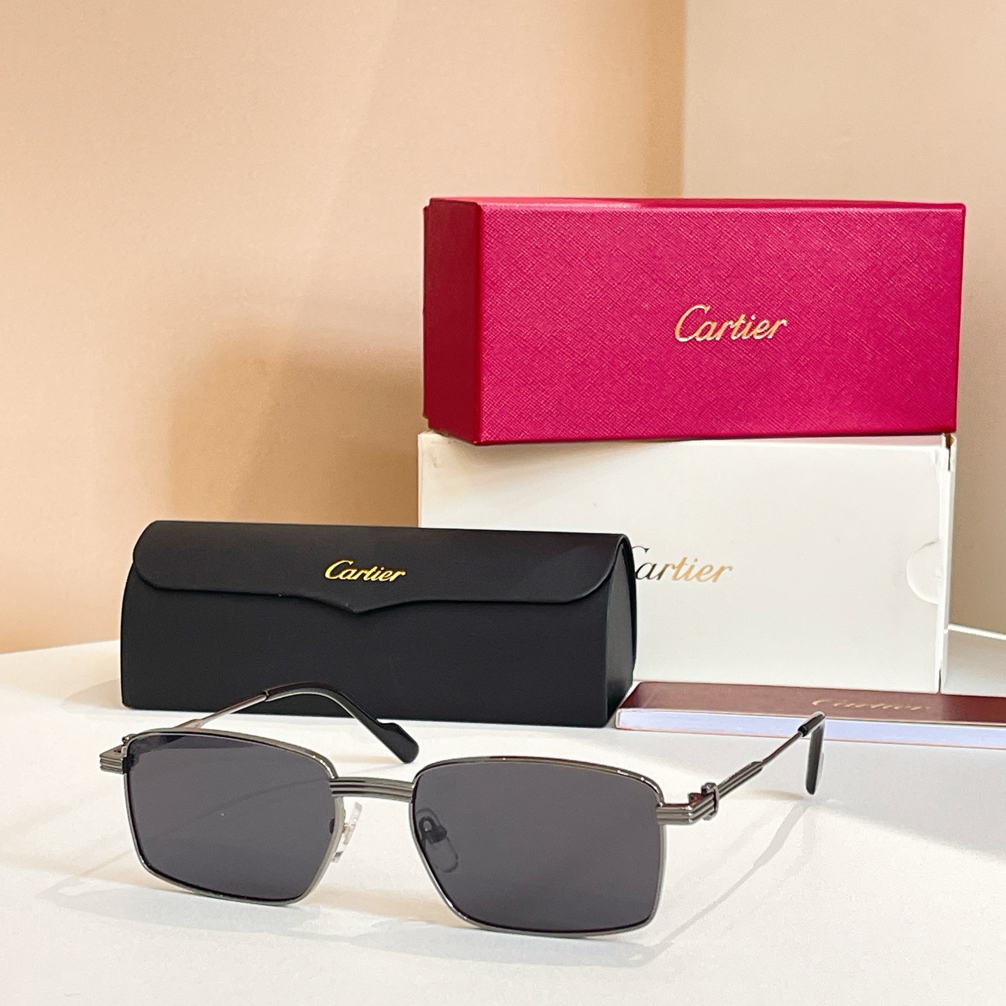 Cartie*✨✨✨MODEL：CT0314✨✨✨SIZE: 145✨✨✨太阳镜，变色