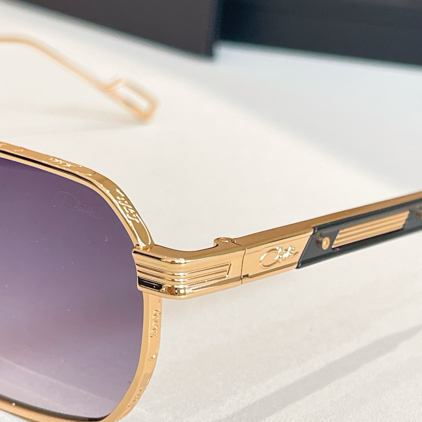 Cazal✨✨✨MODEL：MOD.757✨✨✨ SIZE：61口18-140✨ ✨ ✨