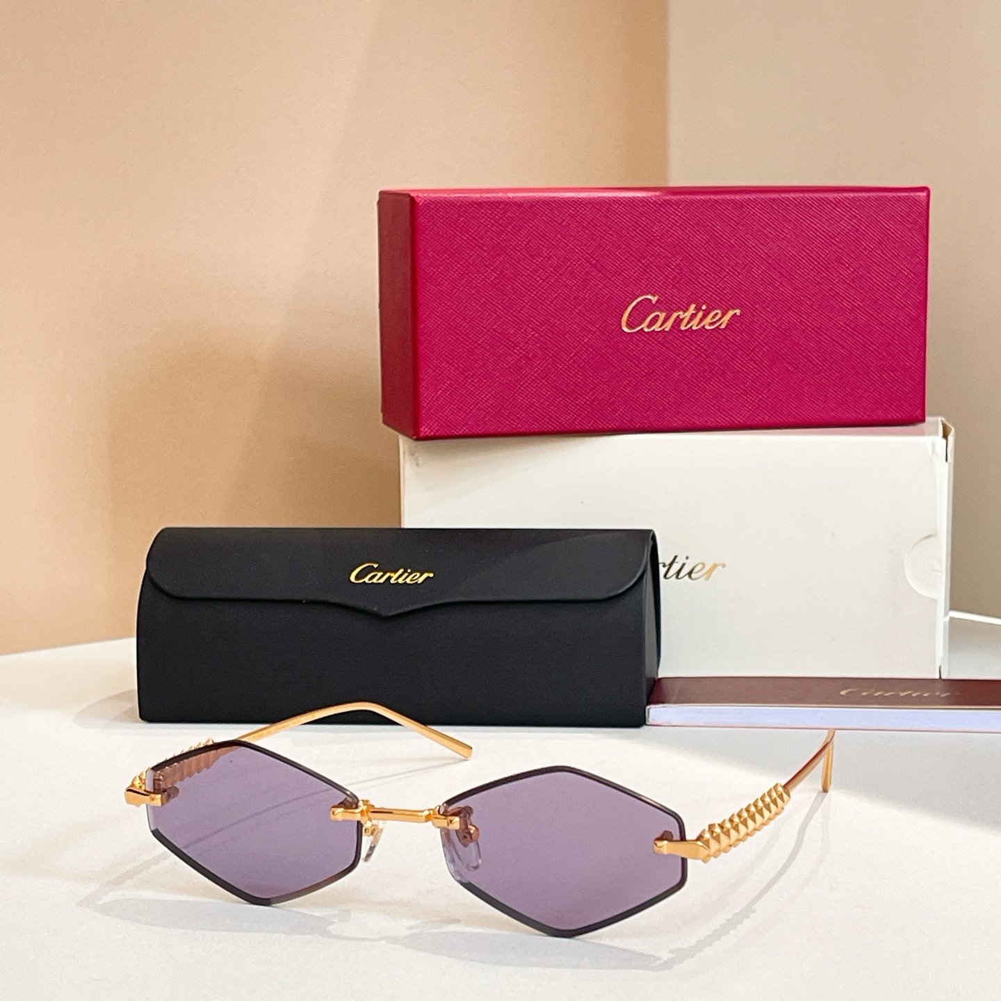 Cartie*✨✨✨MODEL：CT01595LO✨✨✨SIZE: 142✨✨✨太阳镜，变色片