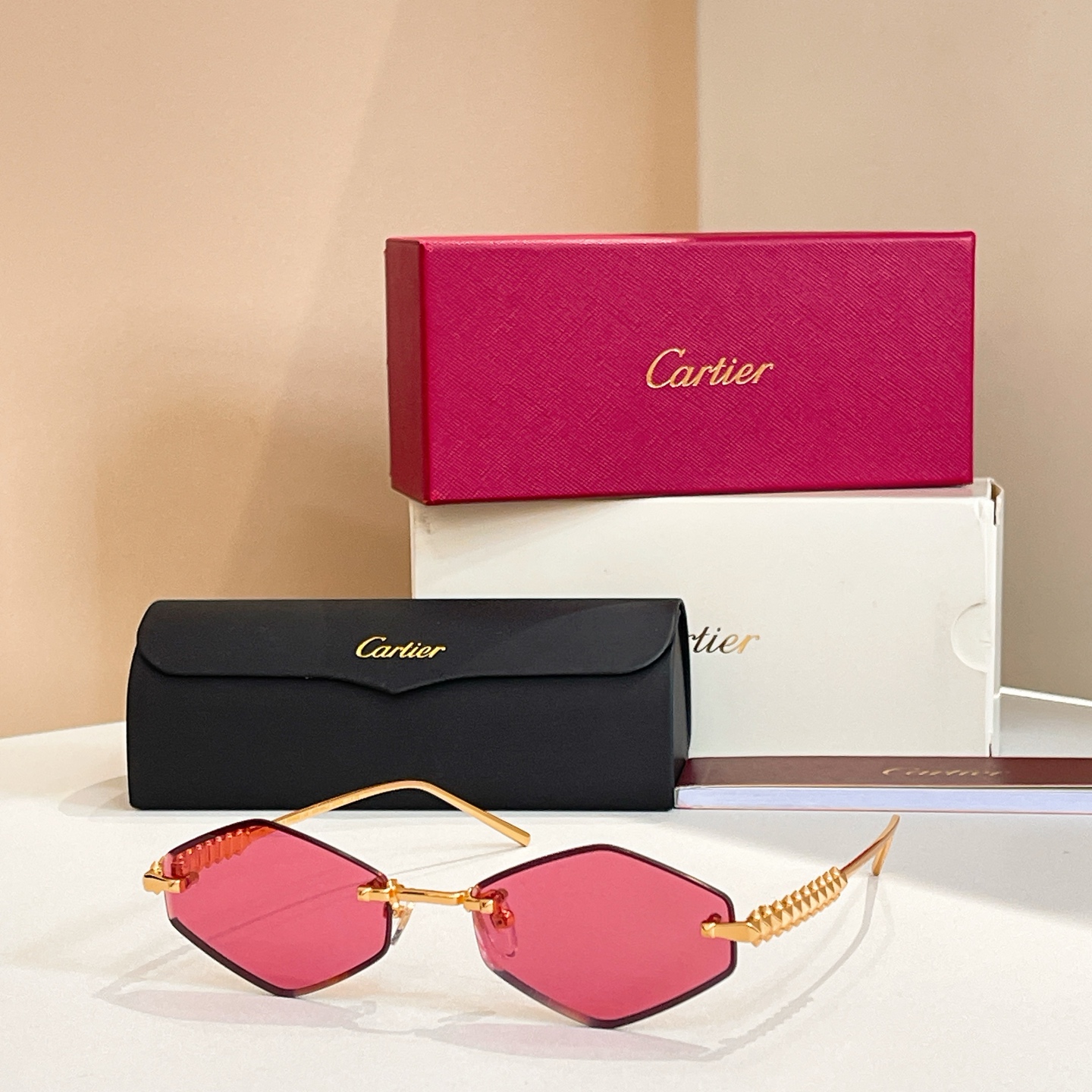 Cartie*✨✨✨MODEL：CT01595LO✨✨✨SIZE: 142✨✨✨太阳镜，变色片