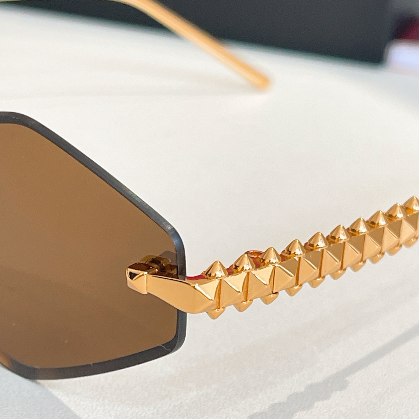 Cartie*✨✨✨MODEL：CT01595LO✨✨✨SIZE: 142✨✨✨太阳镜，变色片