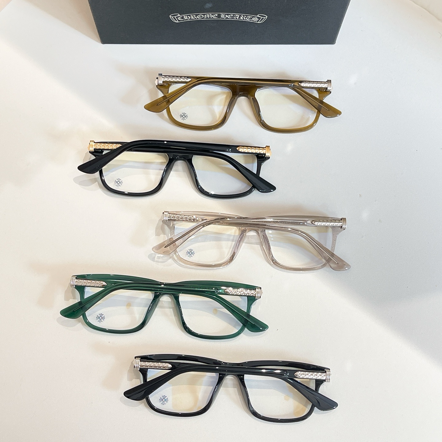 CHROME HEART*⚜️⚜️⚜️MODEL:LIT TLE DINGER⚜️⚜️⚜️SIZE: 5