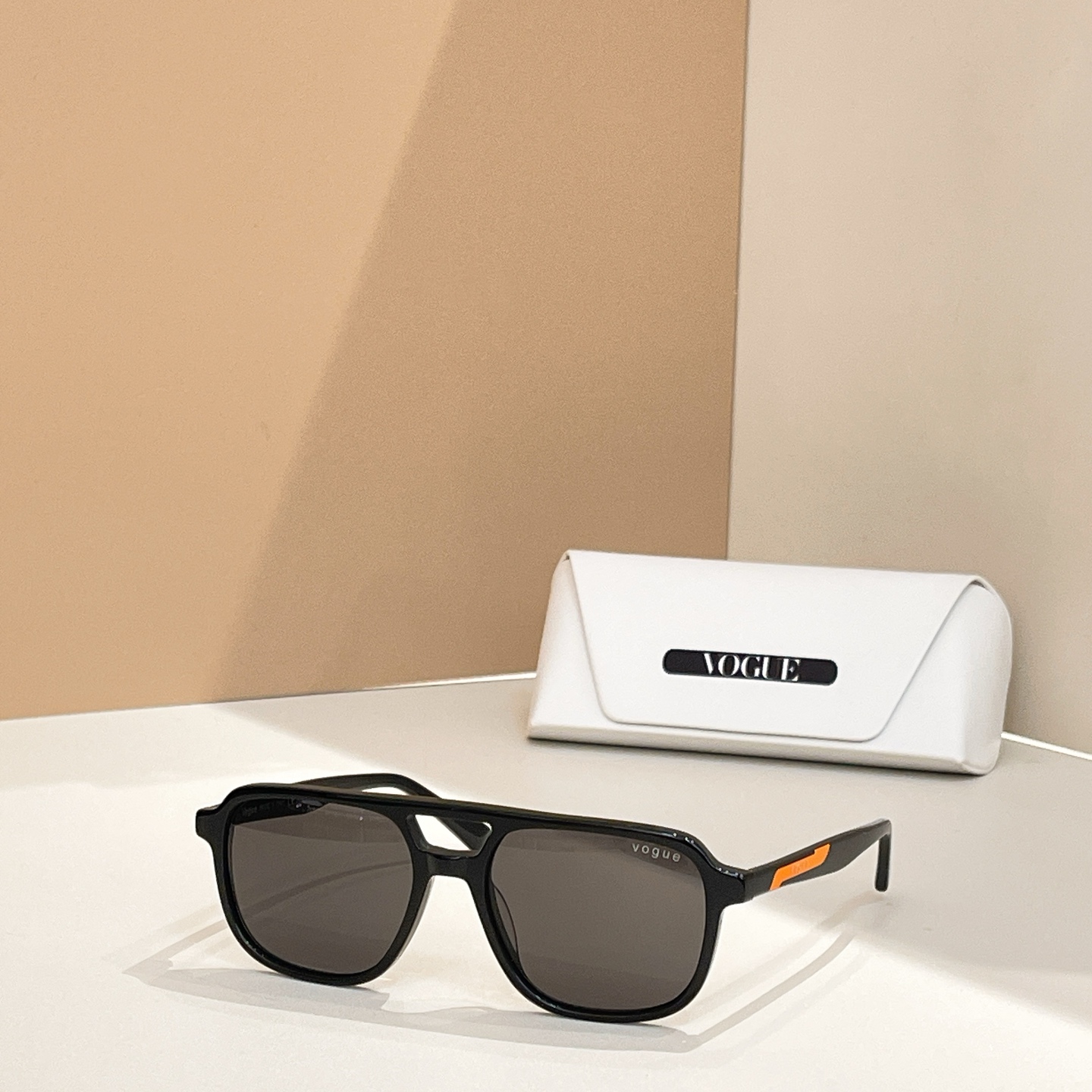 Vogue🎾🎾🎾model：VO 2024 🎾🎾🎾size：49口15-145🎾🎾🎾