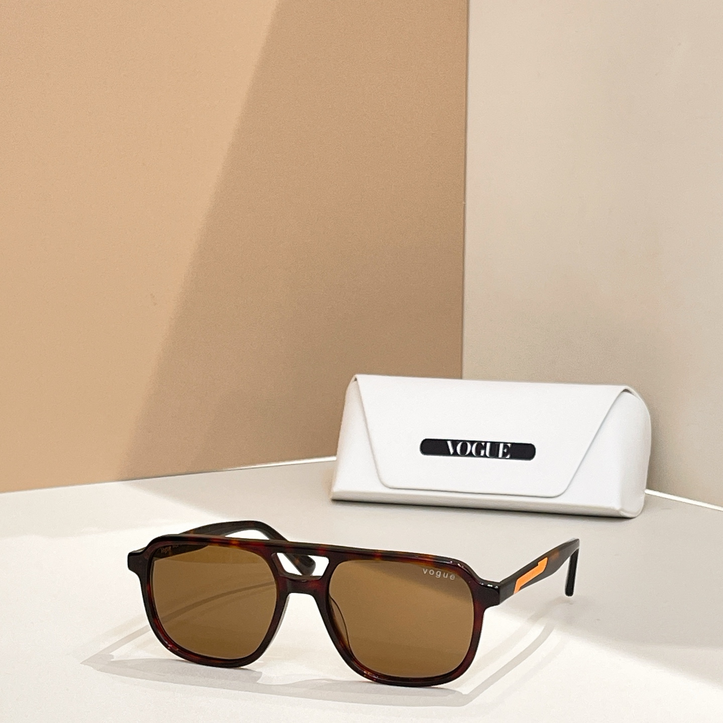 Vogue🎾🎾🎾model：VO 2024 🎾🎾🎾size：49口15-145🎾🎾🎾