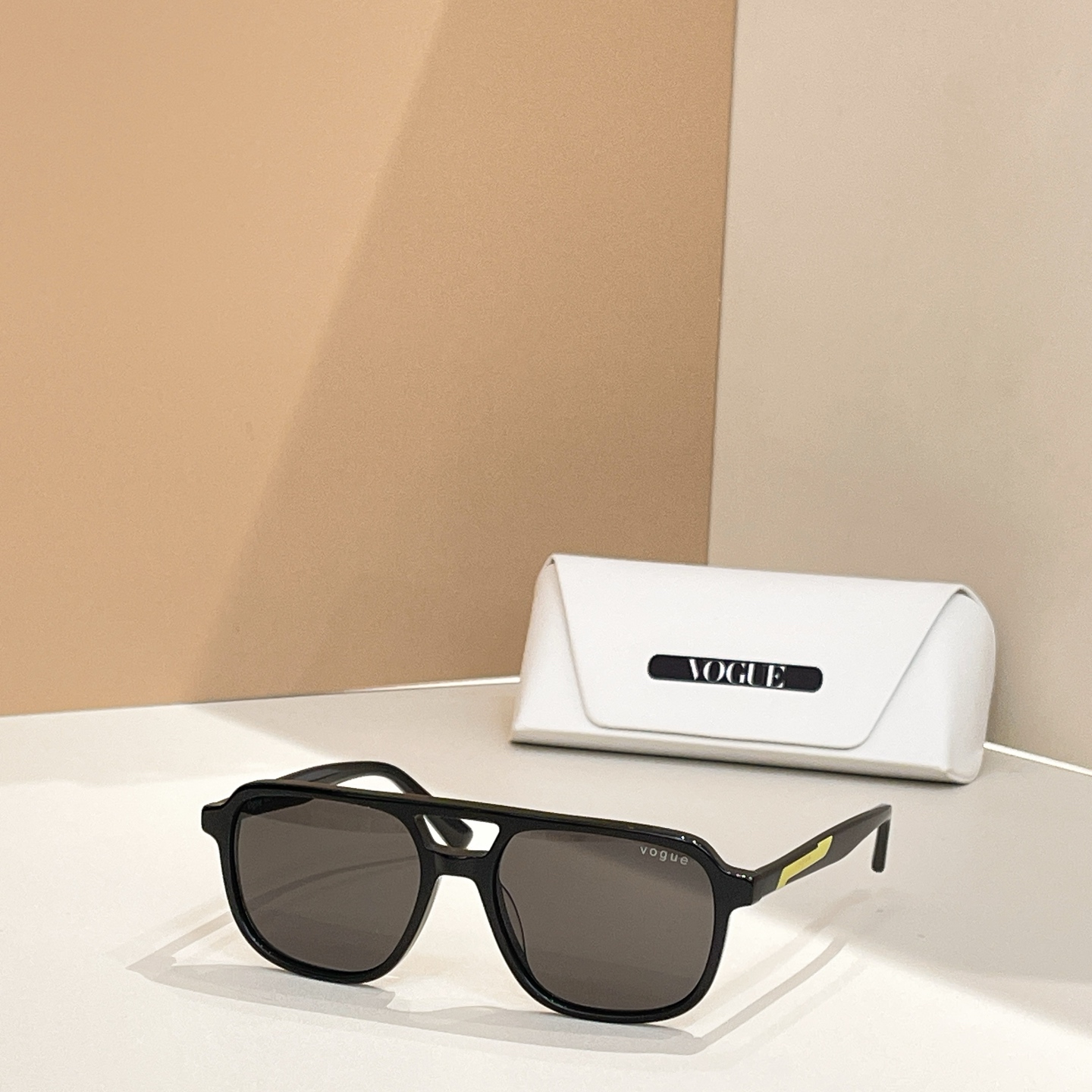 Vogue🎾🎾🎾model：VO 2024 🎾🎾🎾size：49口15-145🎾🎾🎾