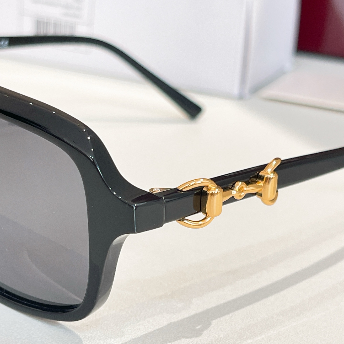 GUCC*🐝🐝🐝MODEL：GG2052S 🐝🐝🐝SIZE：53口17-145🐝🐝🐝