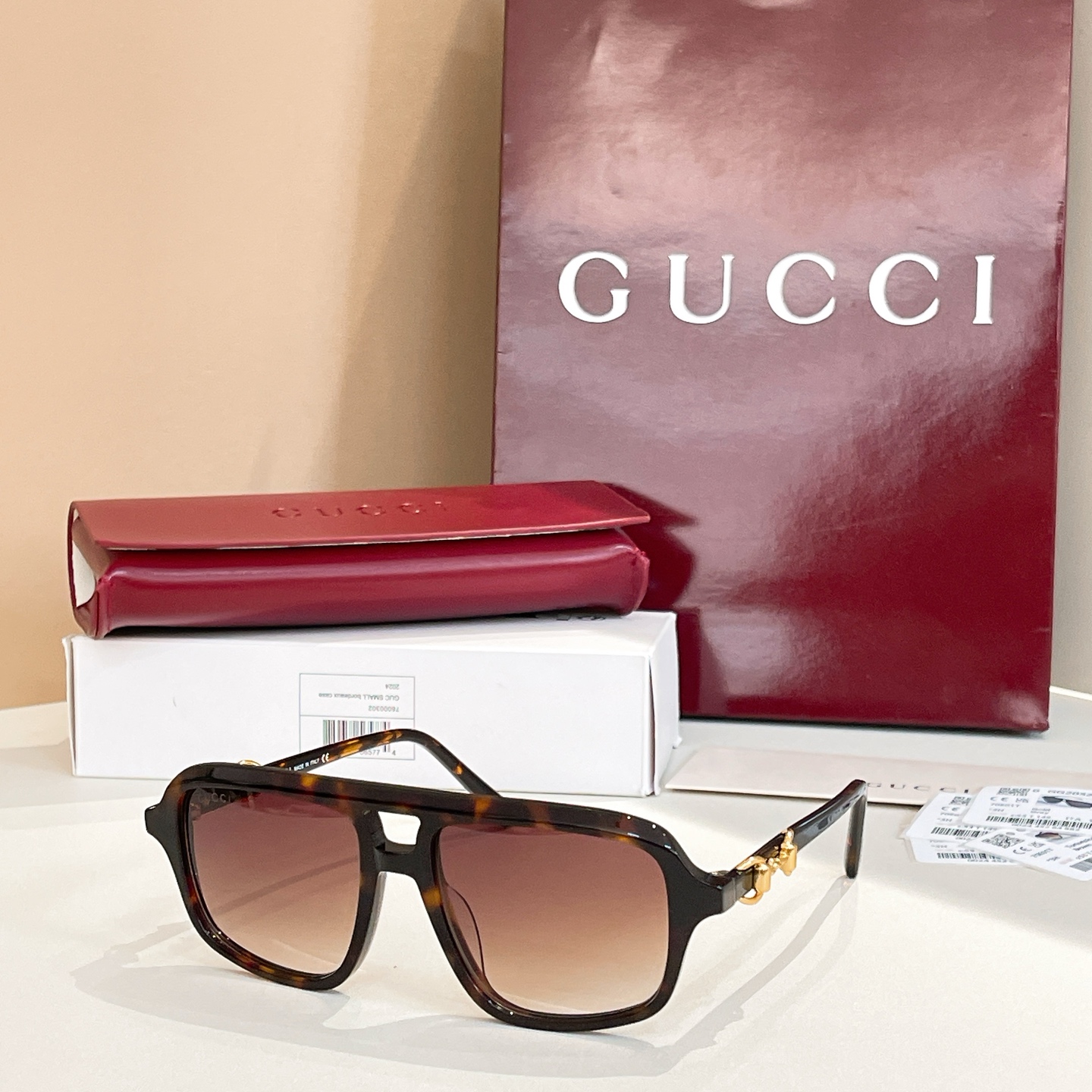 GUCC*🐝🐝🐝MODEL：GG2052S 🐝🐝🐝SIZE：53口17-145🐝🐝🐝