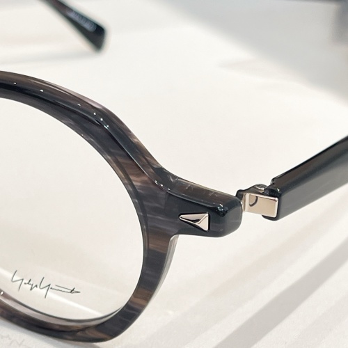 Yohji Yamamoto SHORE 03 Titanium Horn-Rimmed Glasses, Size 46-22-145 1 Yohji Yamamoto SHORE 03 Titanium Horn-Rimmed Glasses, Size 46-22-145