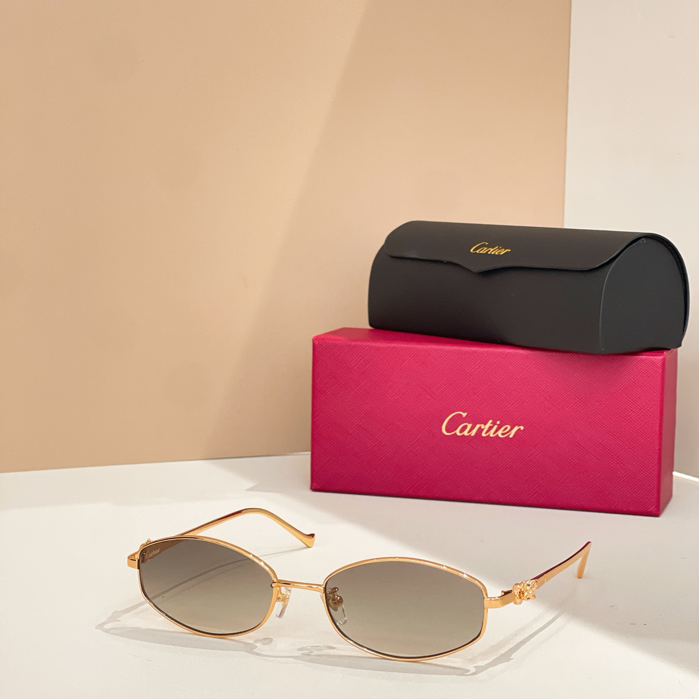 Cartie*✨✨✨MODEL：CT1596LO✨✨✨SIZE:142✨✨✨太阳镜，变色片